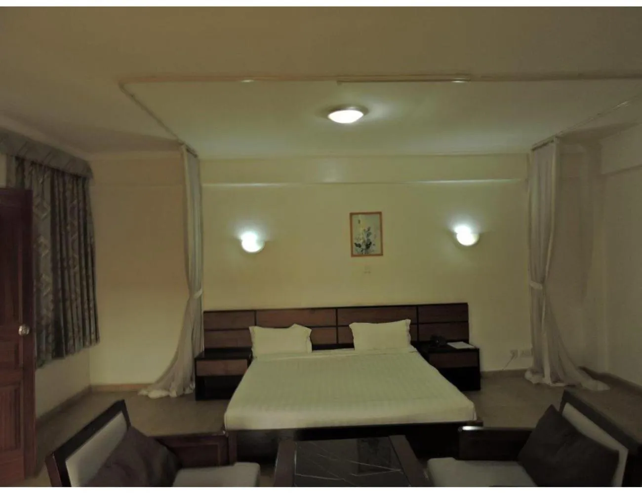 Photo of the whole room in Sky Hotel Nairobi