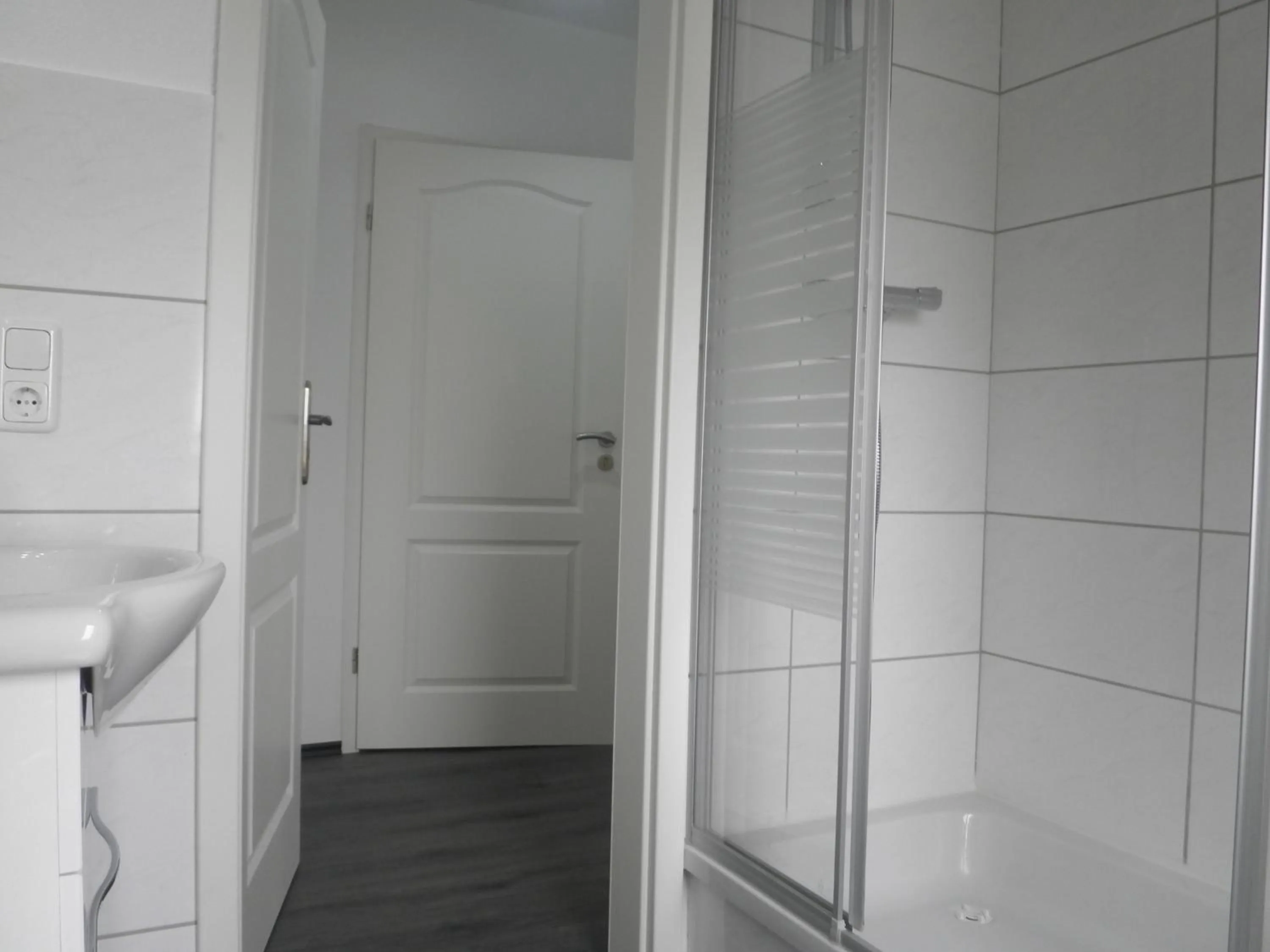 Bathroom in Bennetts Restaurant und Hotel