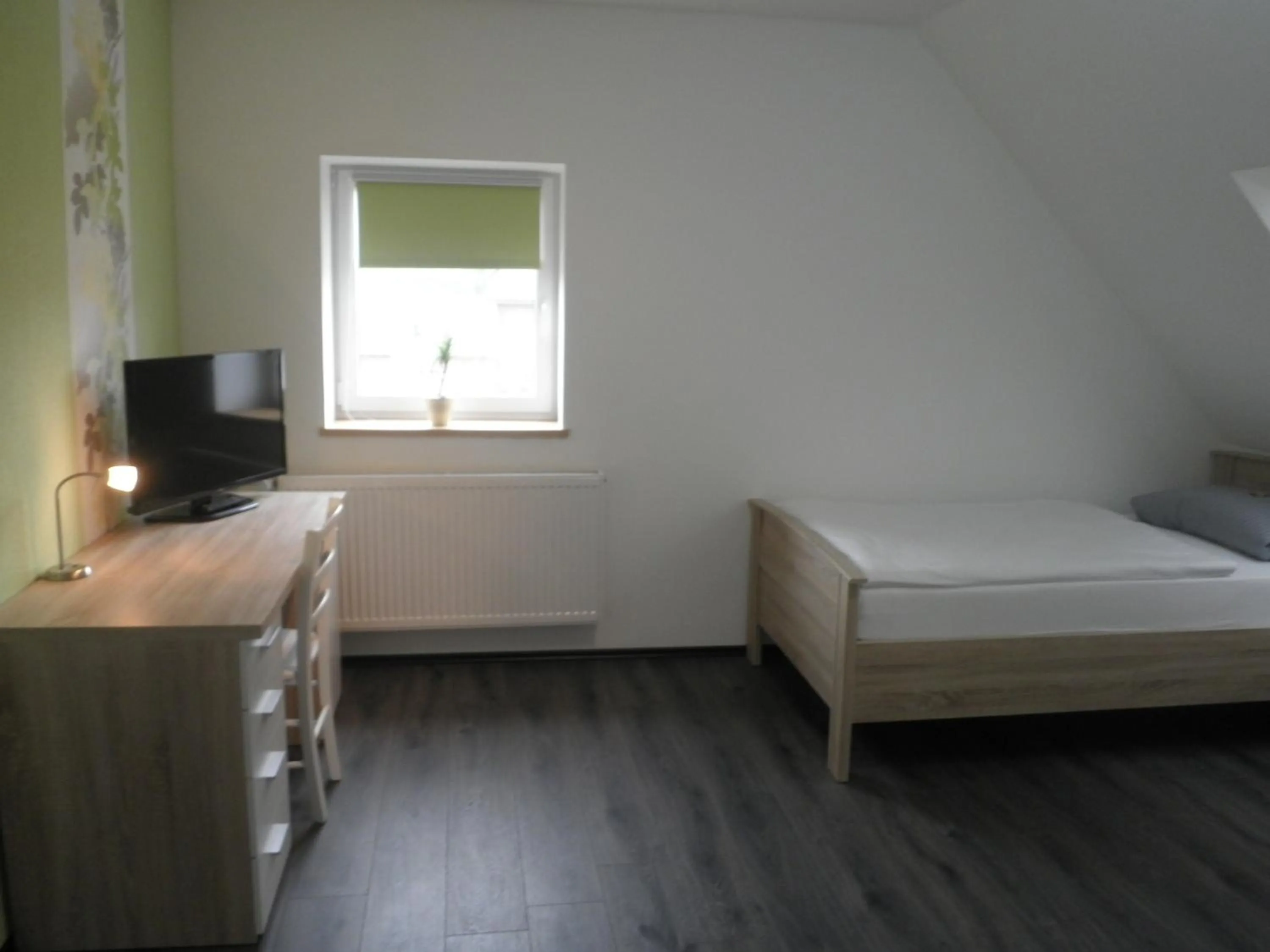 Bedroom, Bed in Bennetts Restaurant und Hotel