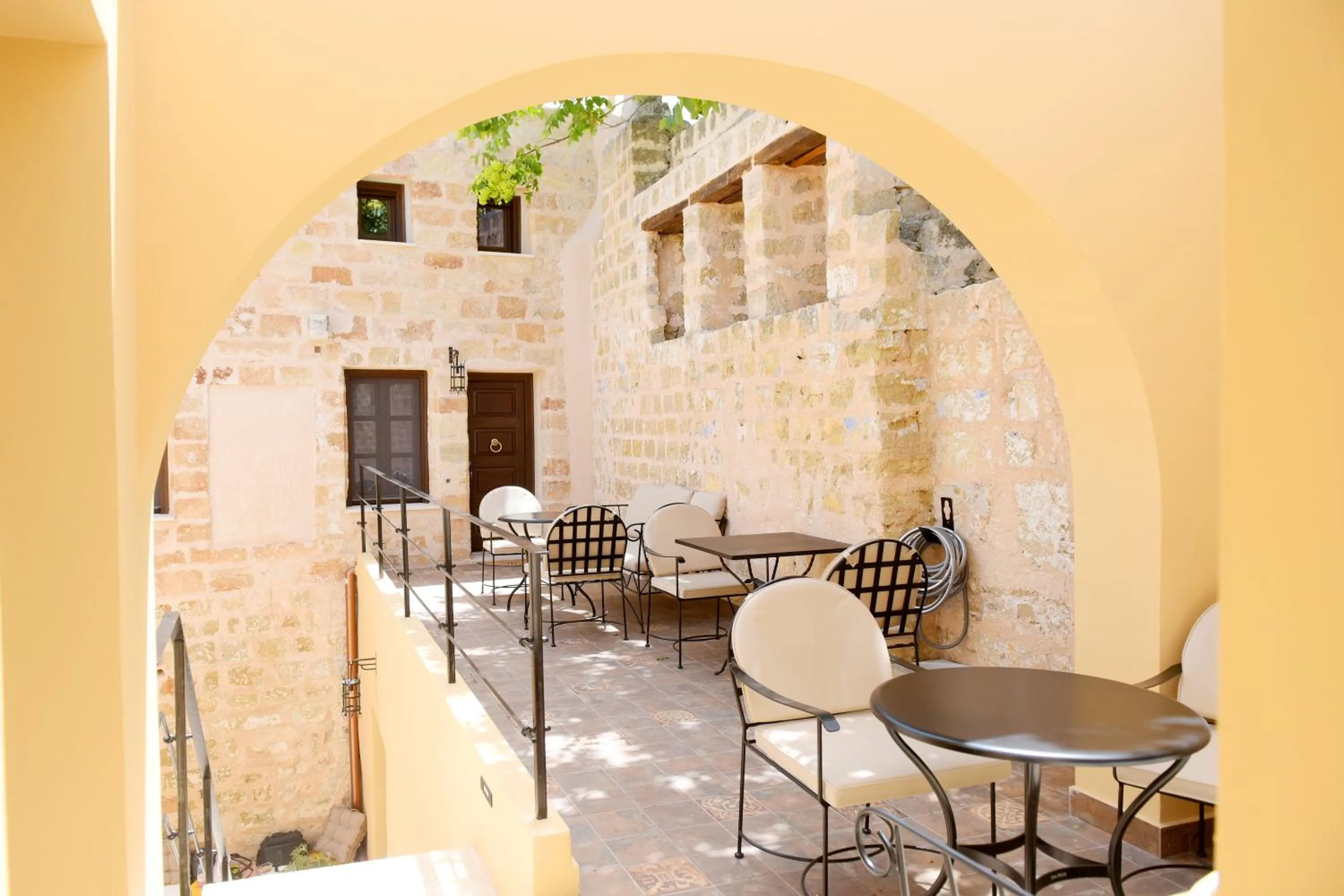 Patio in Elaia-Fos