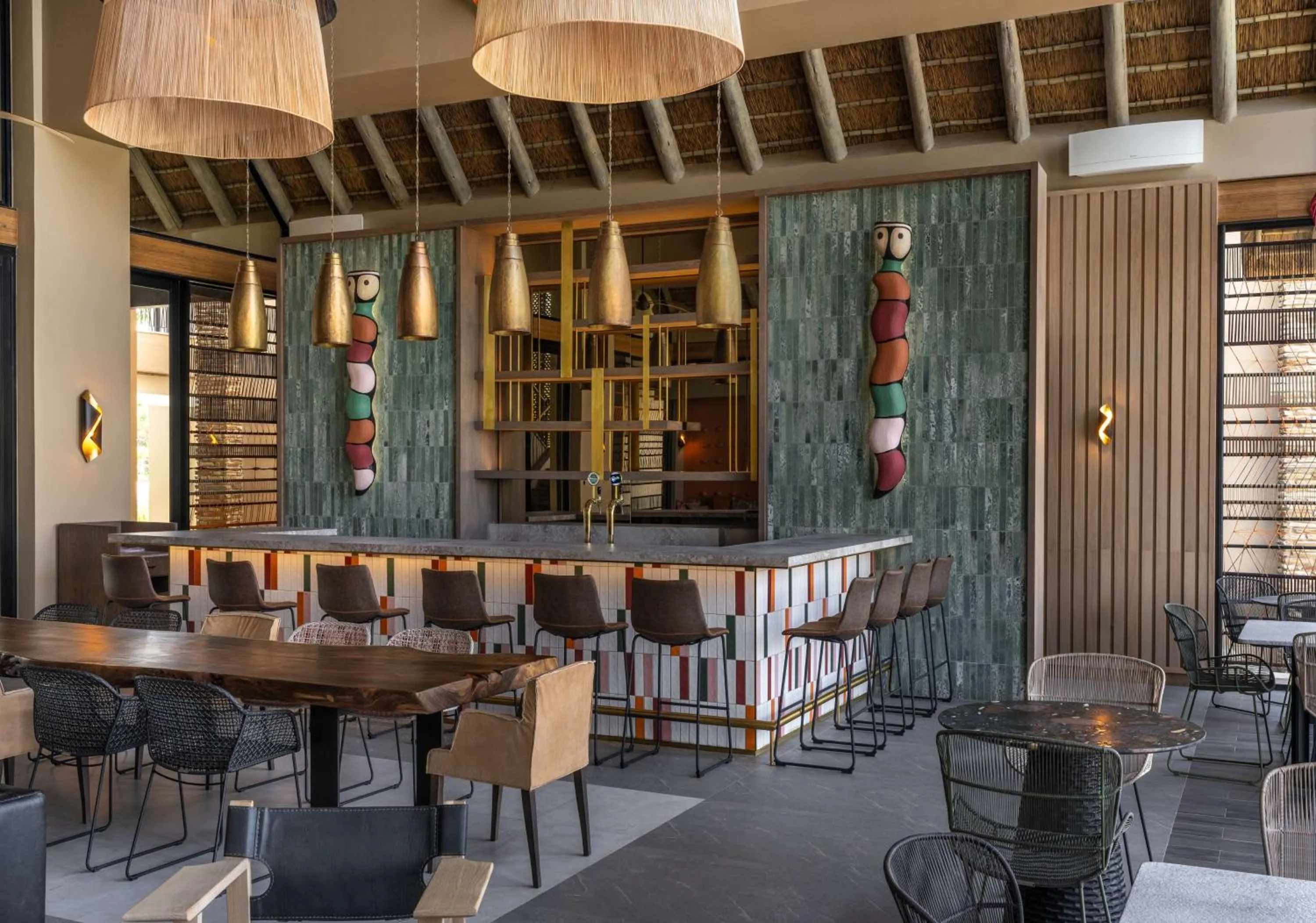 Lounge or bar in Radisson Safari Hotel Hoedspruit