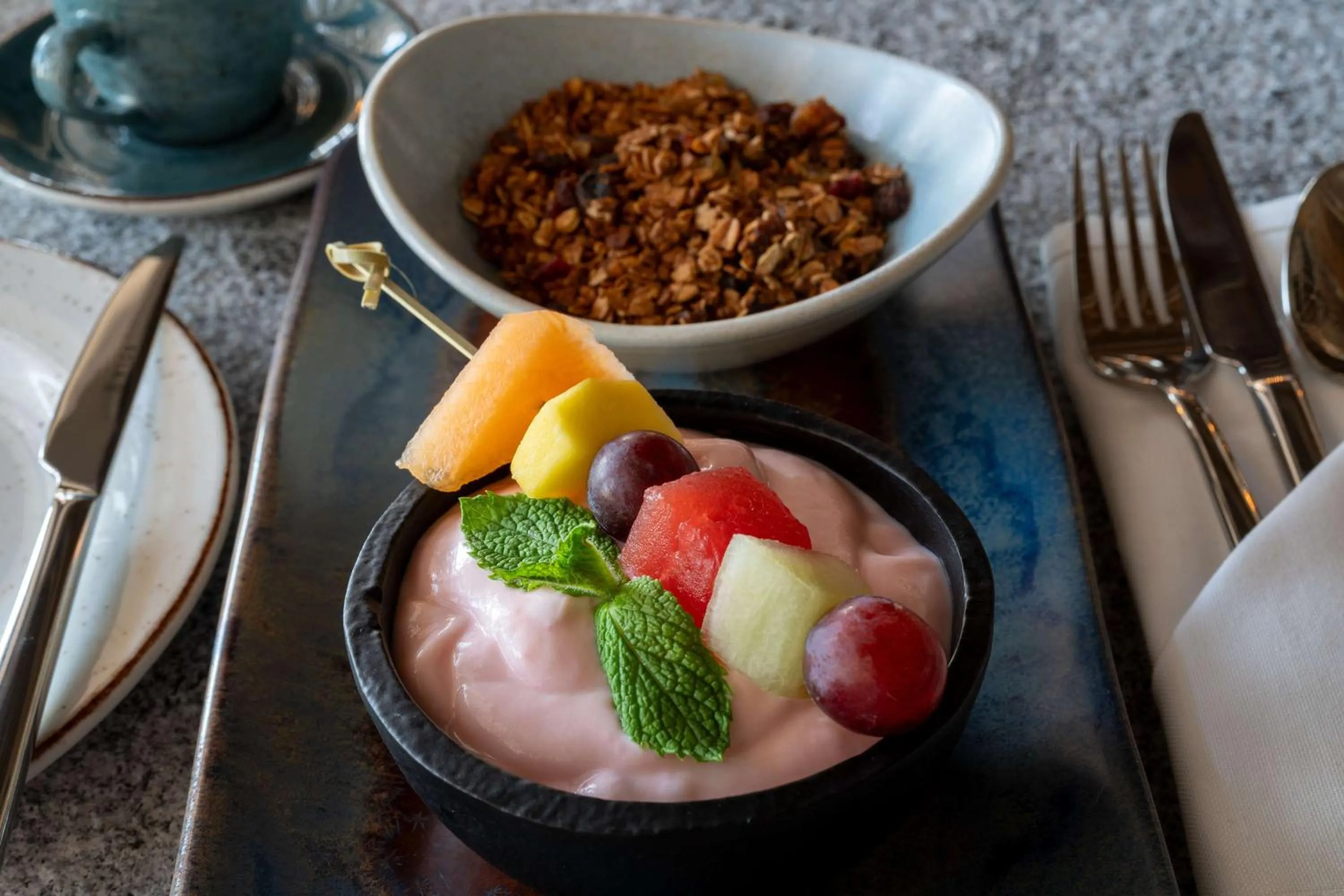 Food and drinks in Radisson Safari Hotel Hoedspruit