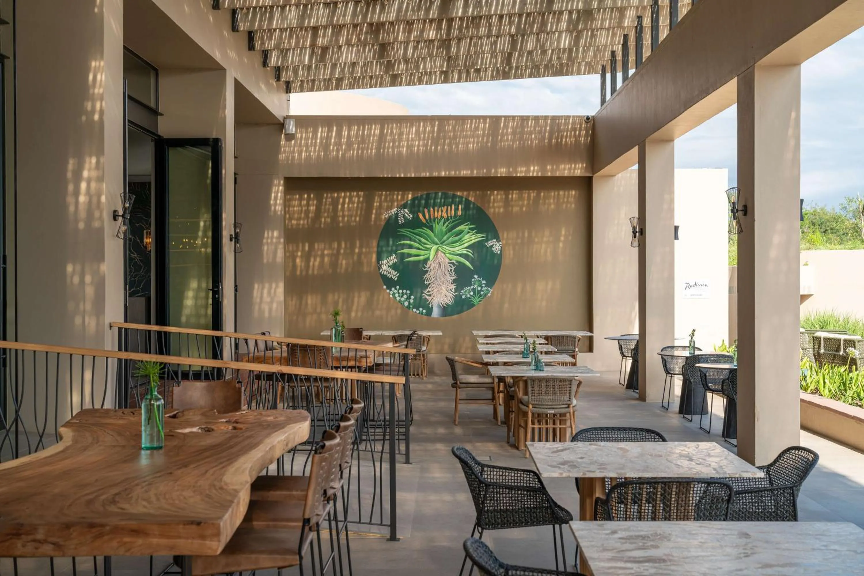 Restaurant/places to eat in Radisson Safari Hotel Hoedspruit