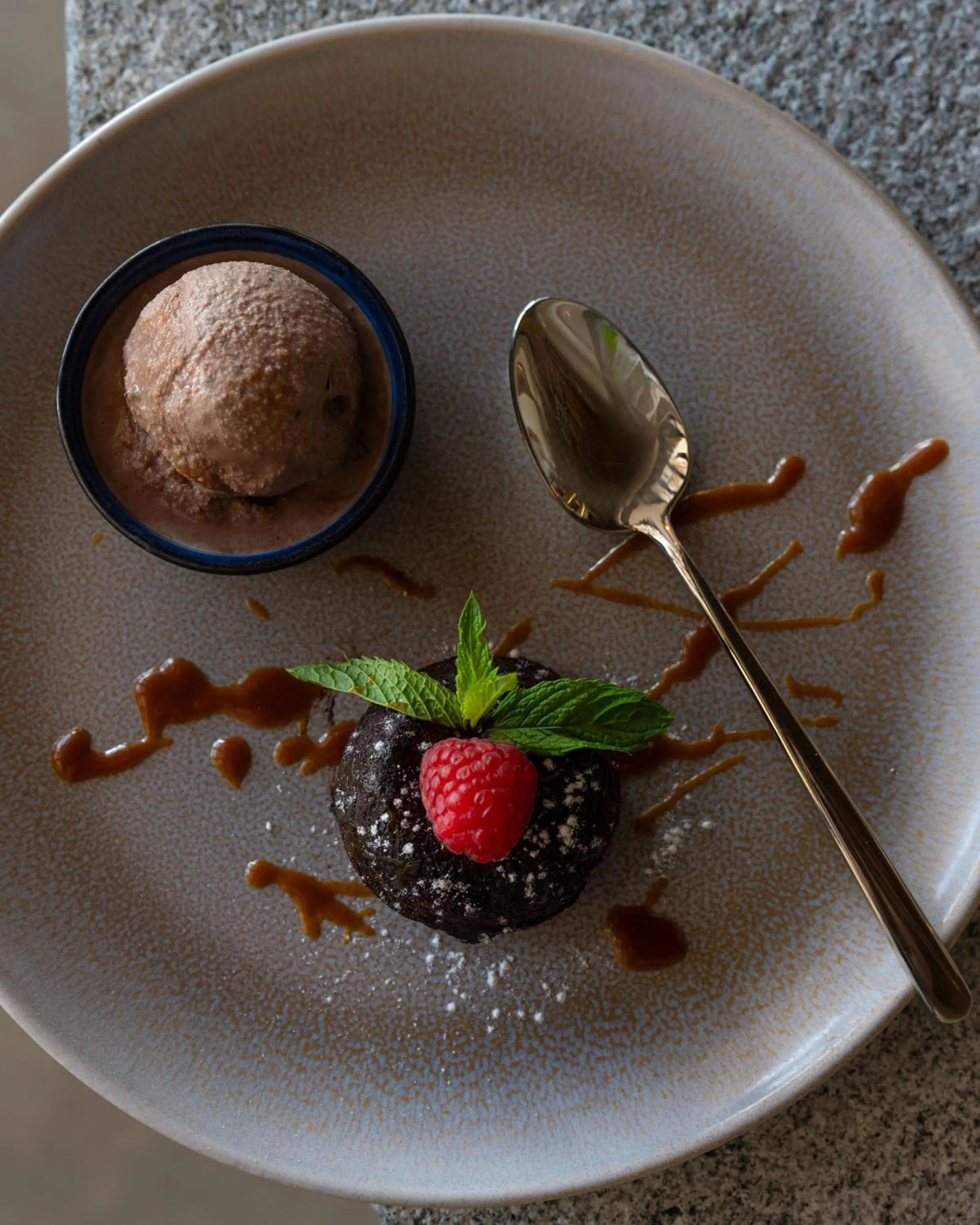 Food and drinks in Radisson Safari Hotel Hoedspruit