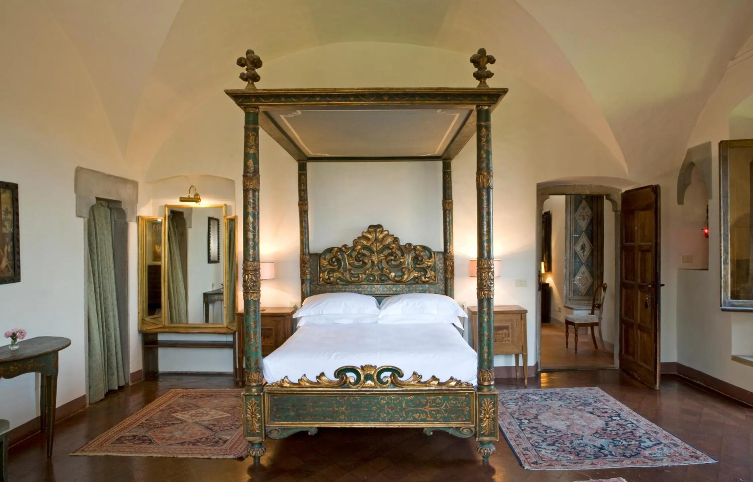 Bed in Hotel Torre di Bellosguardo