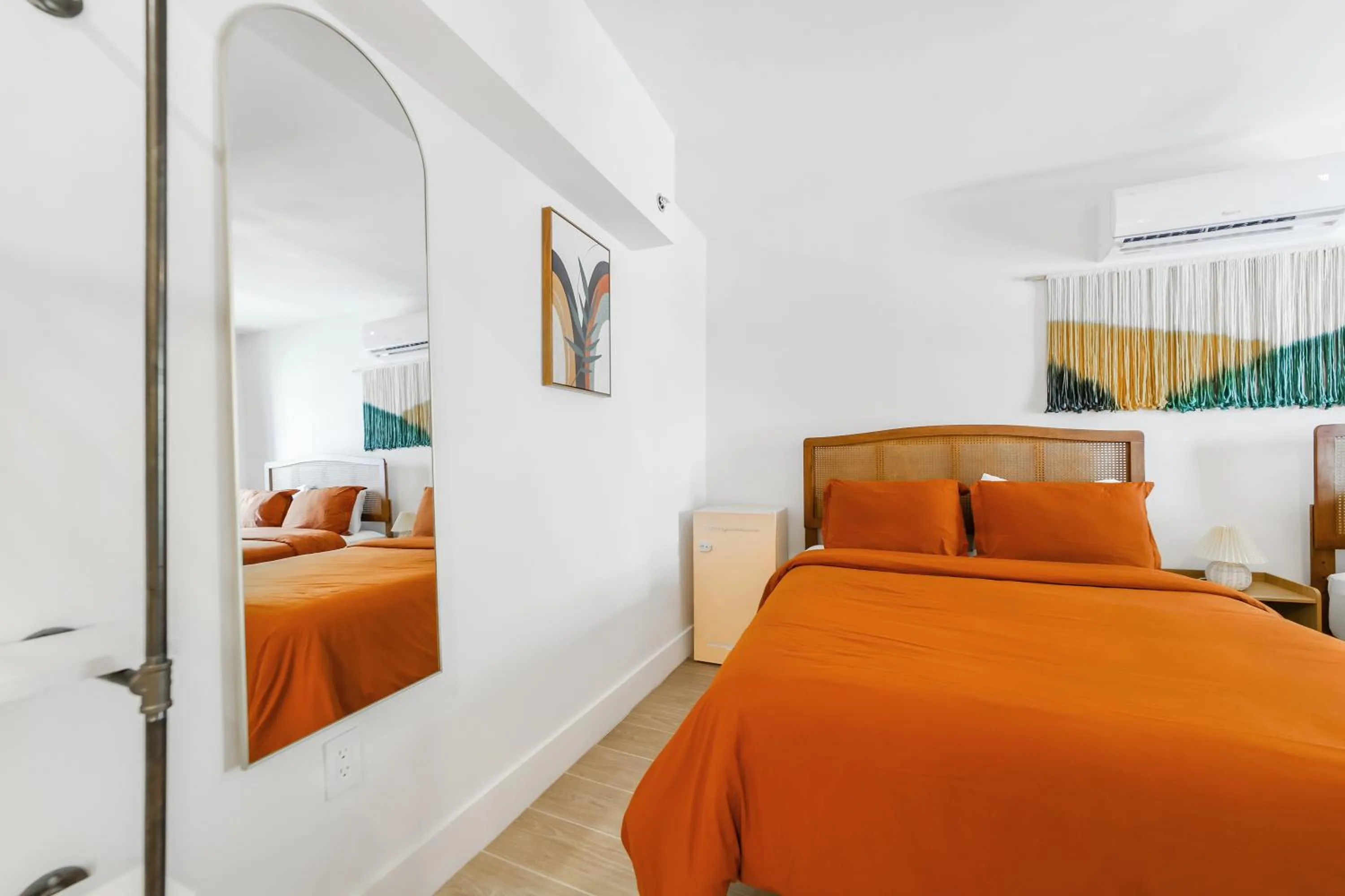 Bed in Tropics Hotel Miami Beach