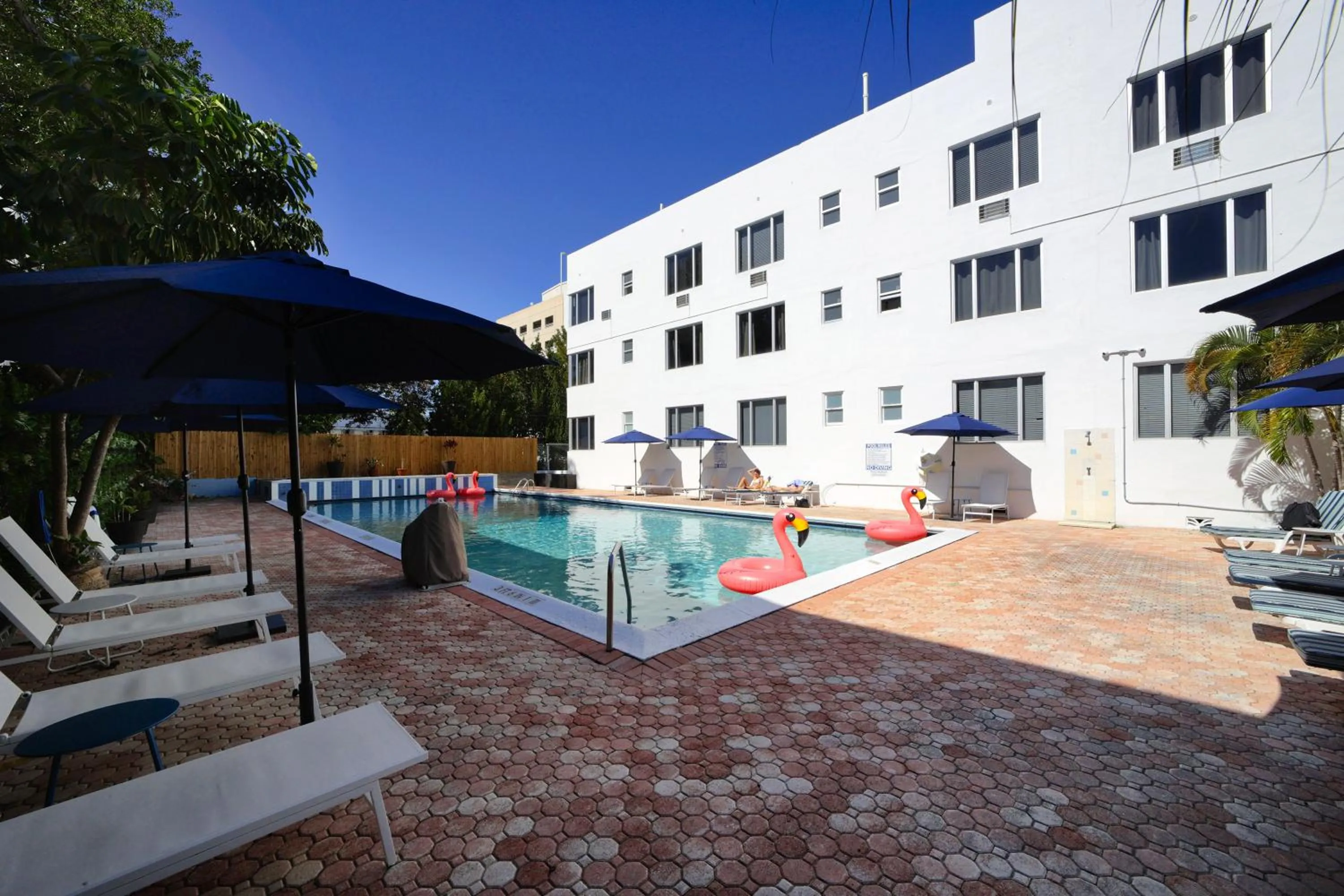 Property building in Tropics Hotel Miami Beach