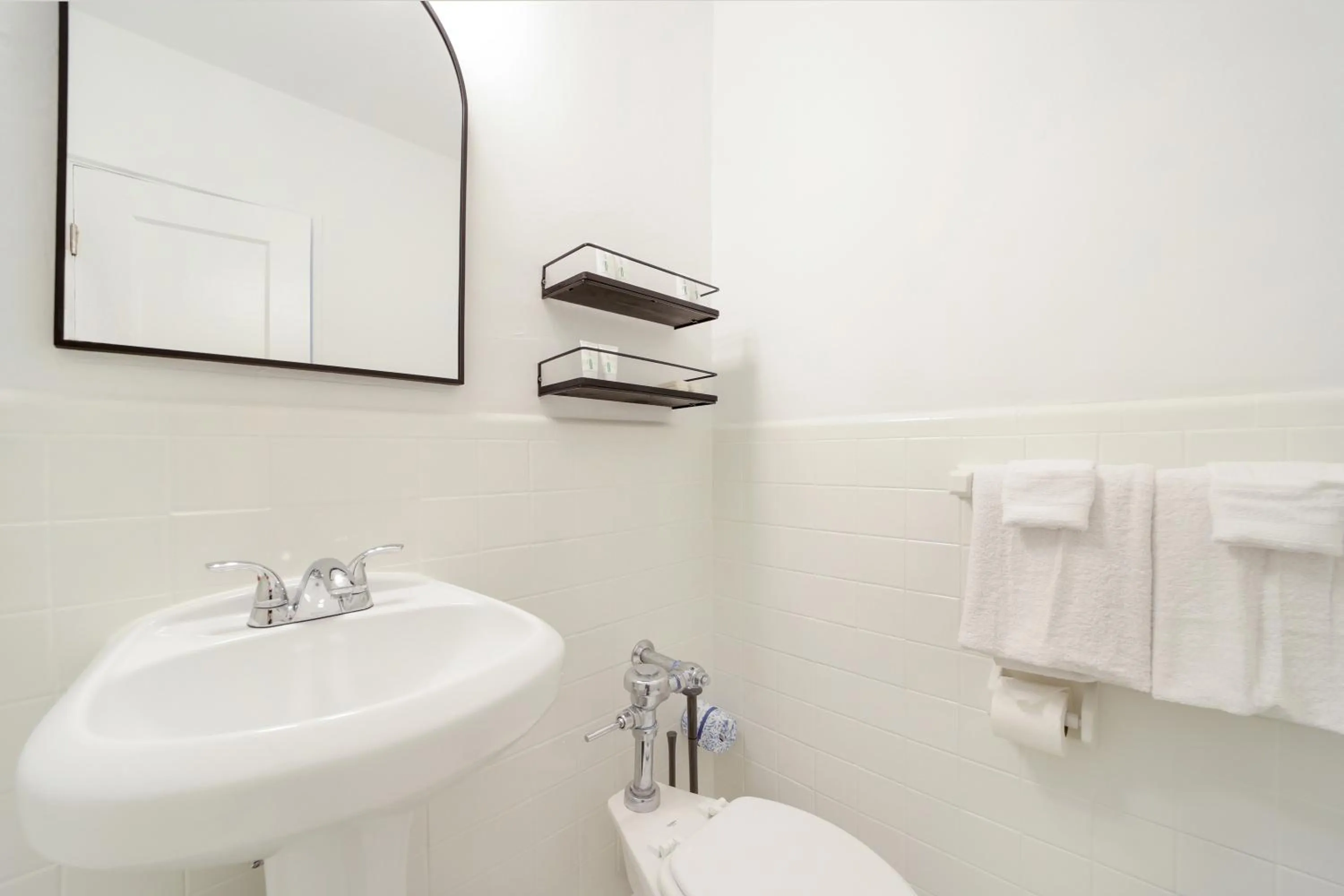 Toilet in Tropics Hotel Miami Beach