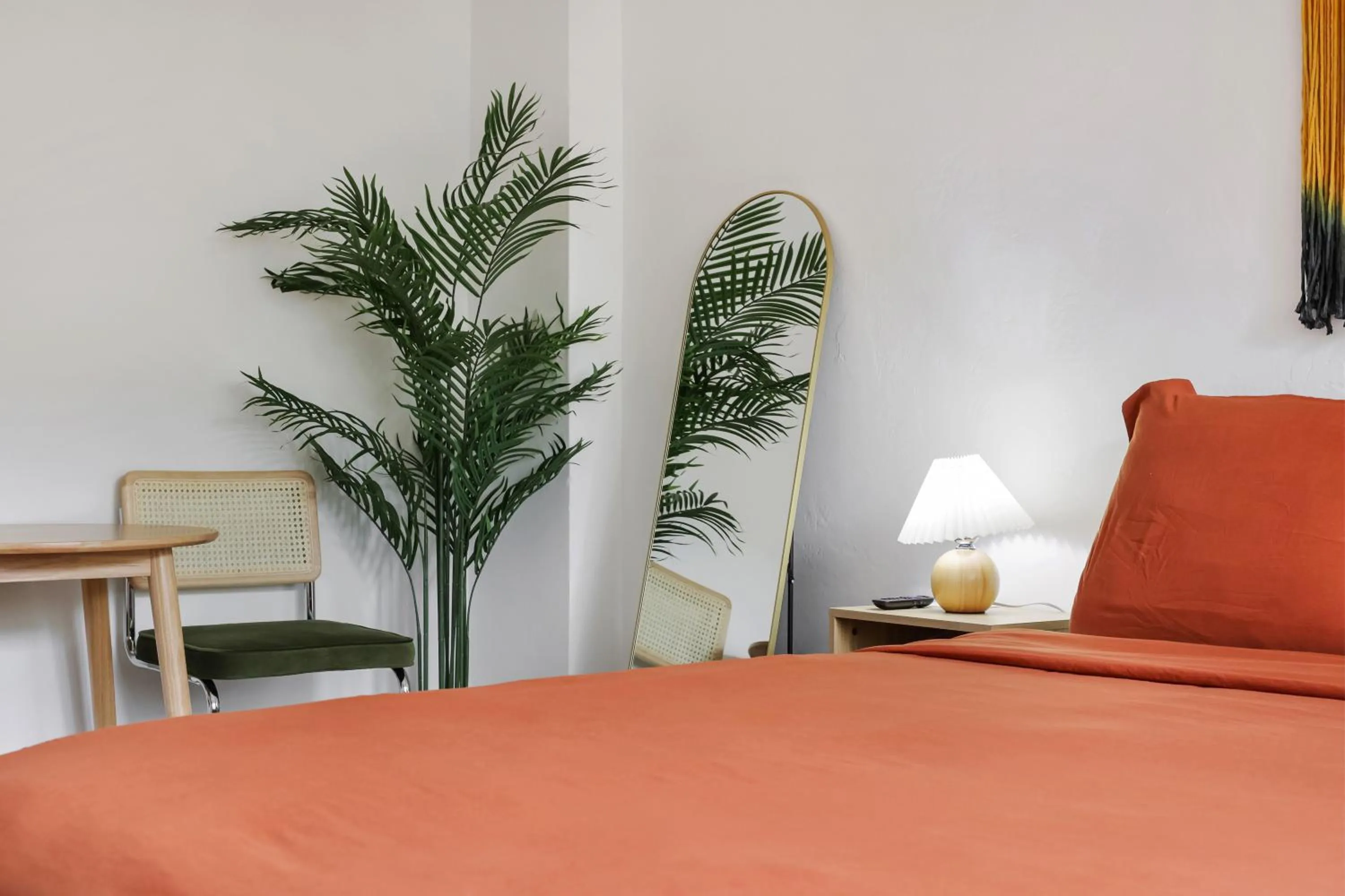 Bed in Tropics Hotel Miami Beach