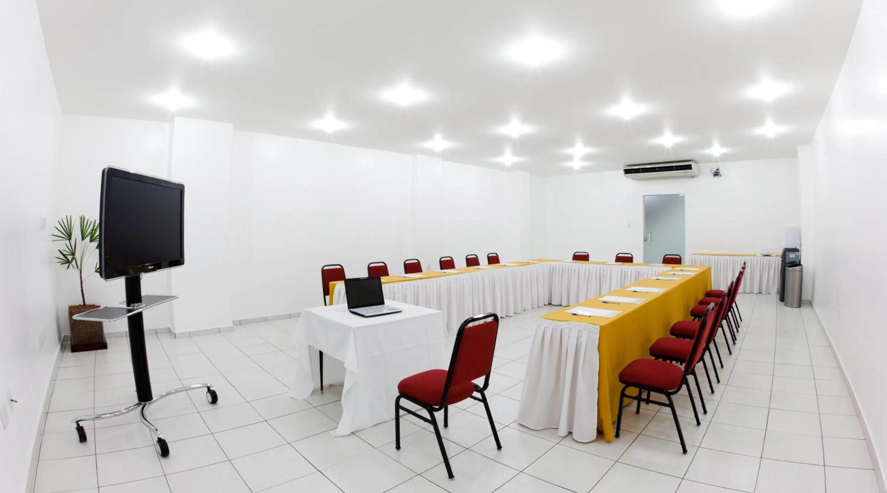 Banquet/Function facilities in Belém Soft Hotel