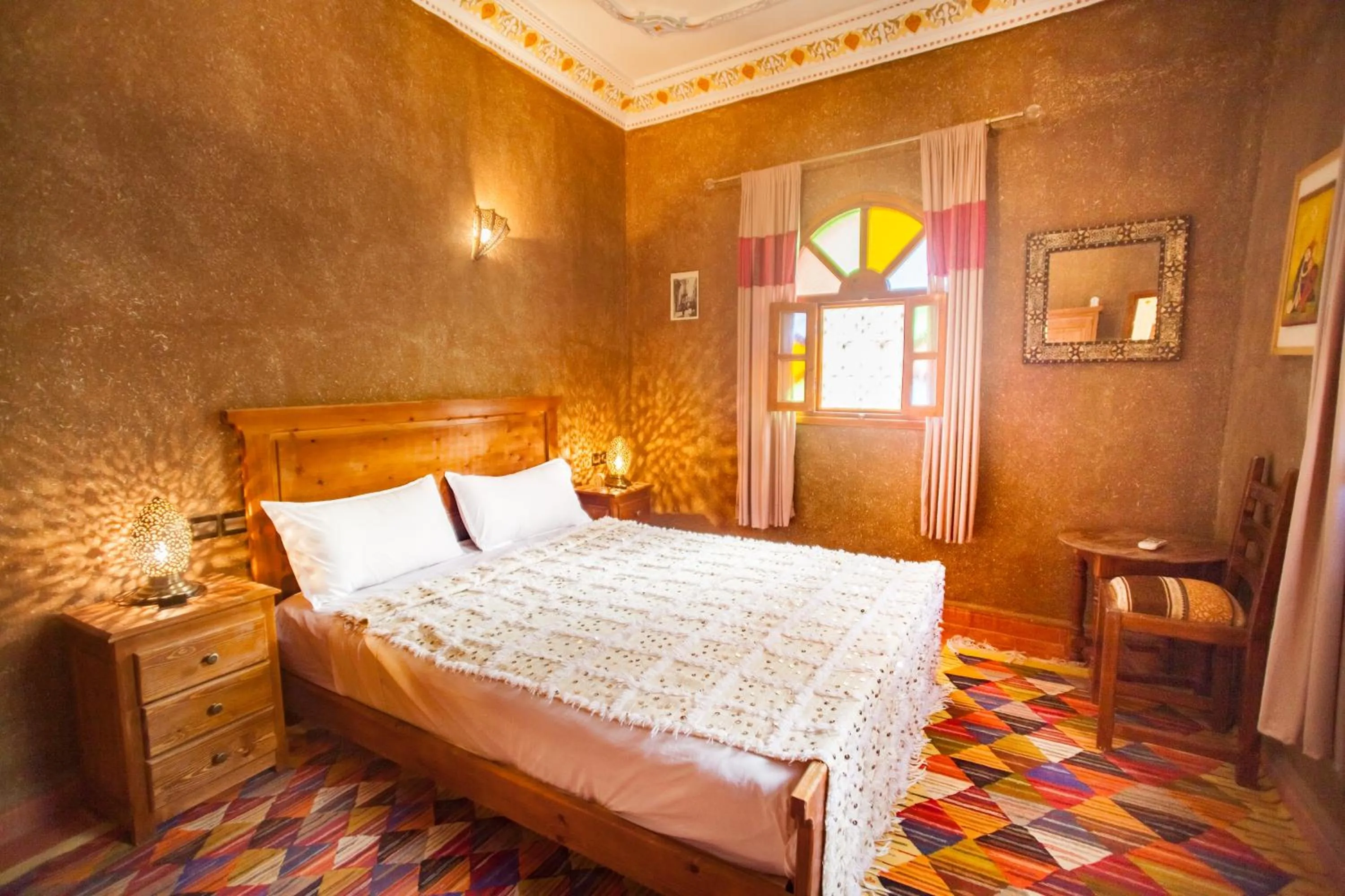 Bedroom, Bed in Riad Soleil du Monde