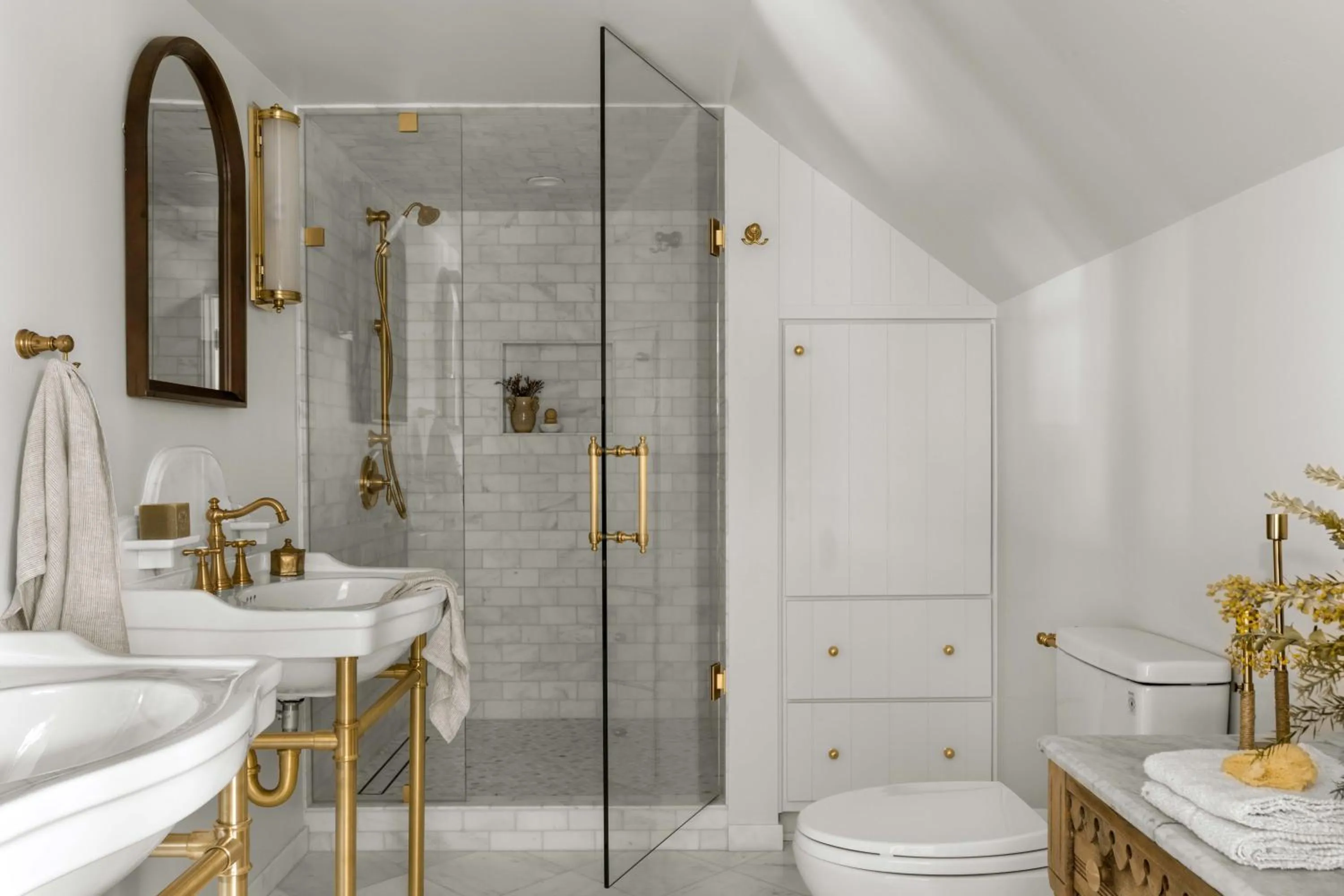 Shower in The Craft House Inn