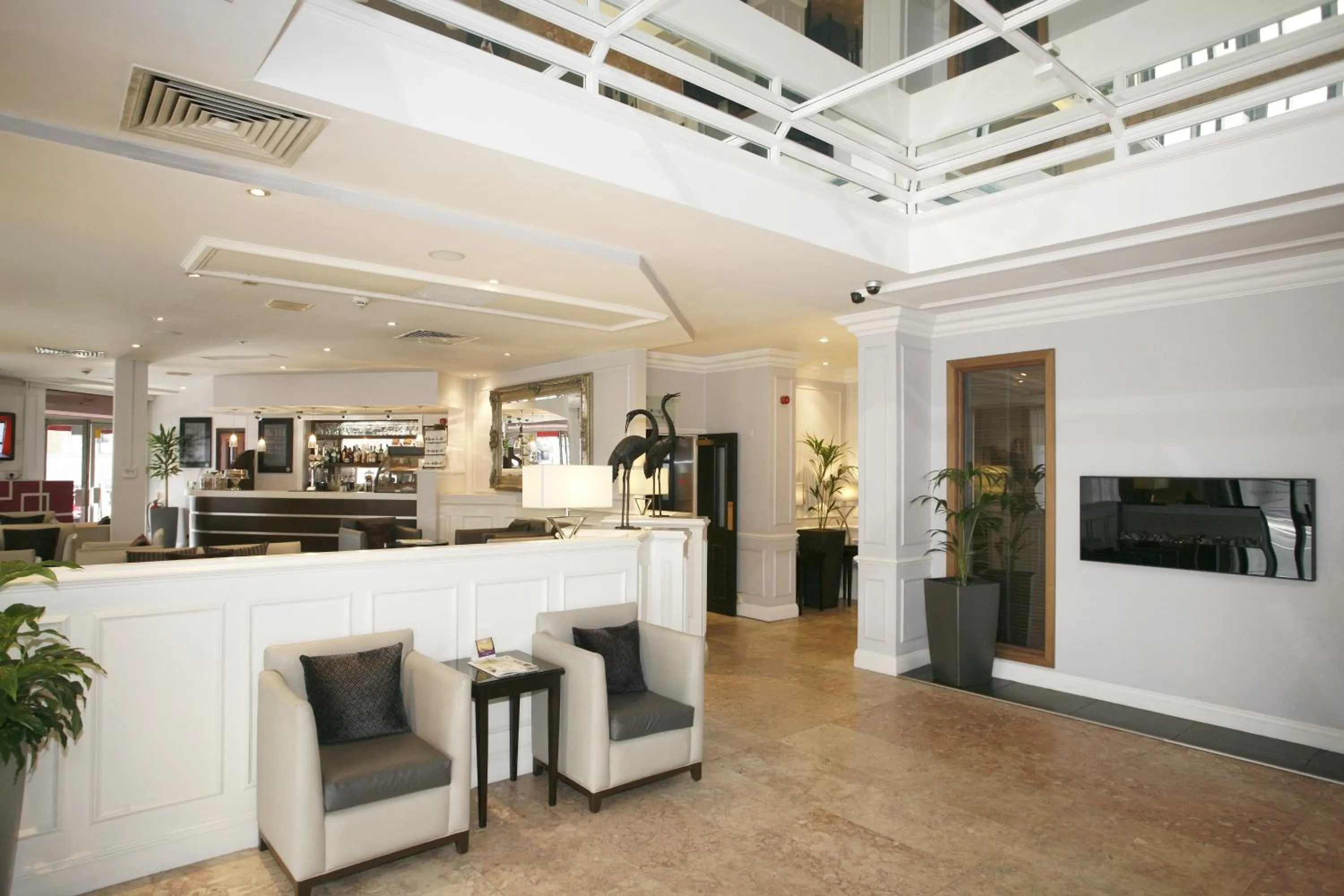 Lobby or reception, Lobby/Reception in Mercure London Kensington Hotel