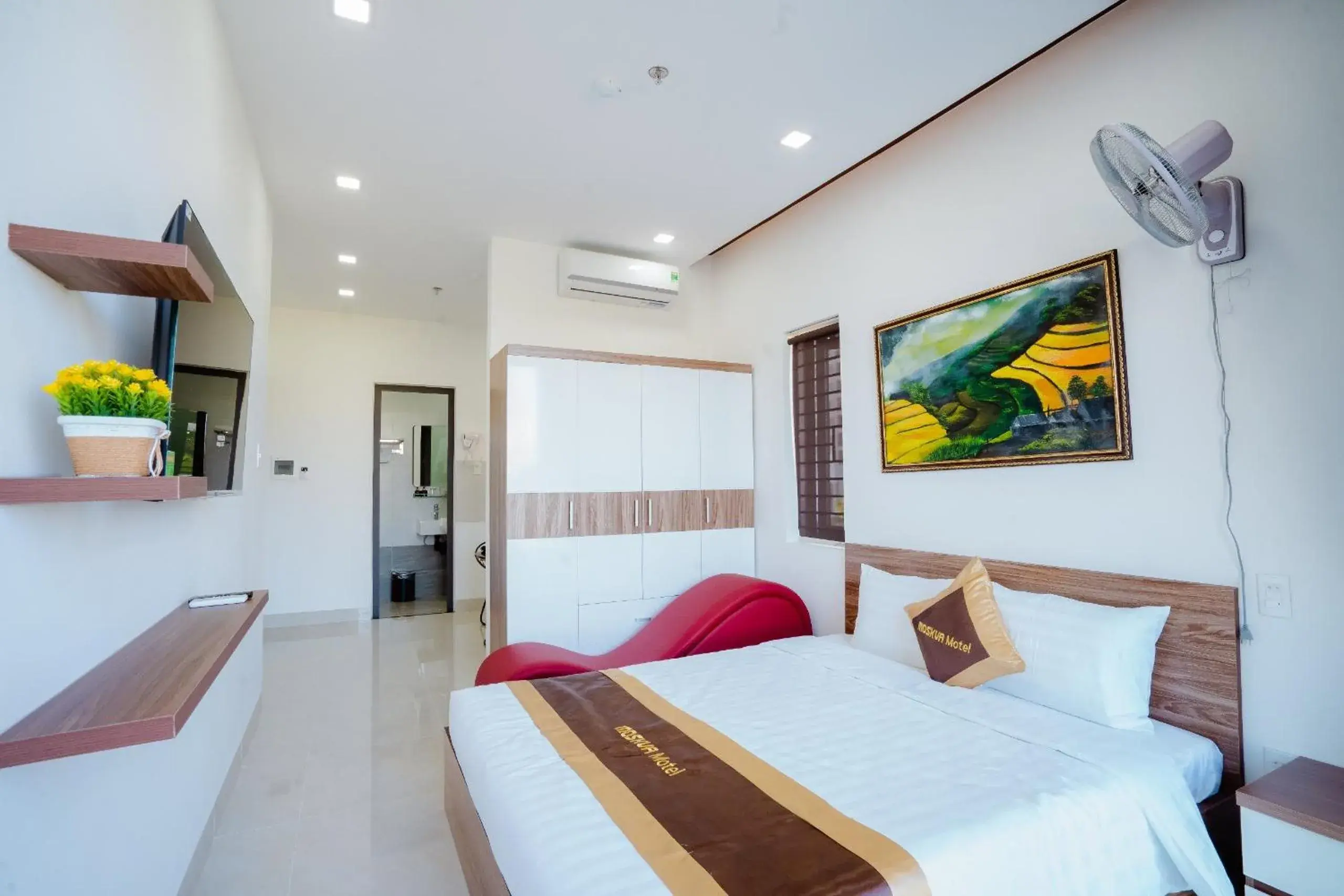 Superior Double Room in Moskva Motel & Apartment Danang Superior Double Room in Moskva Motel & Apartment Danang