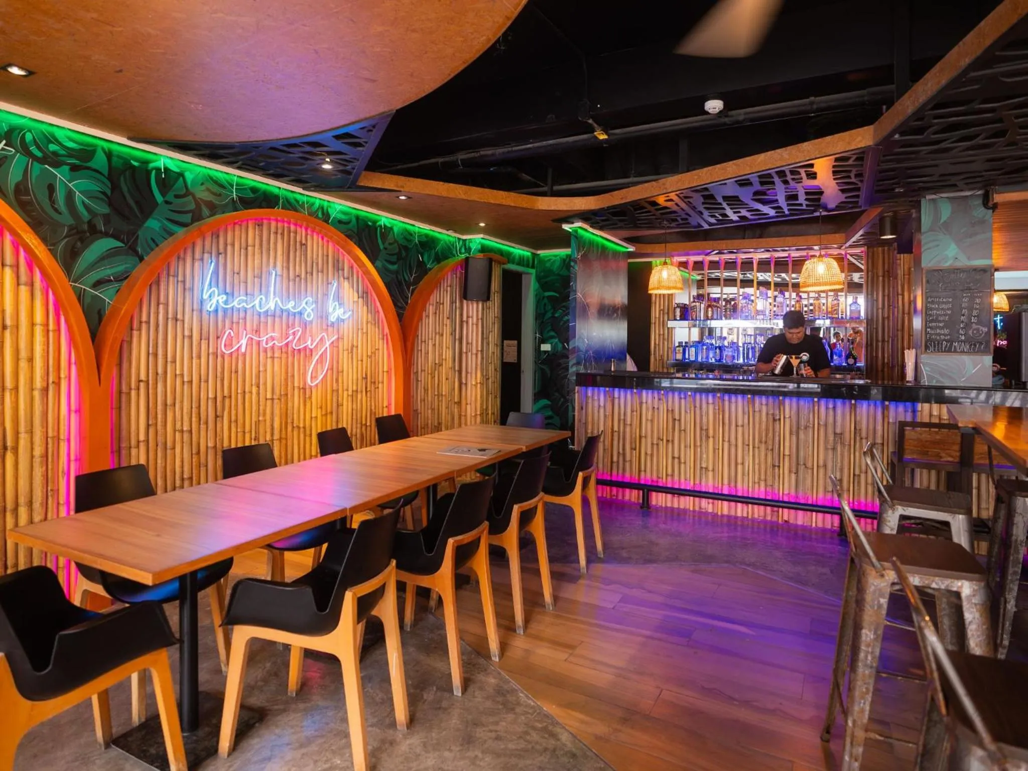 Lounge or bar in Mad Monkey Phuket
