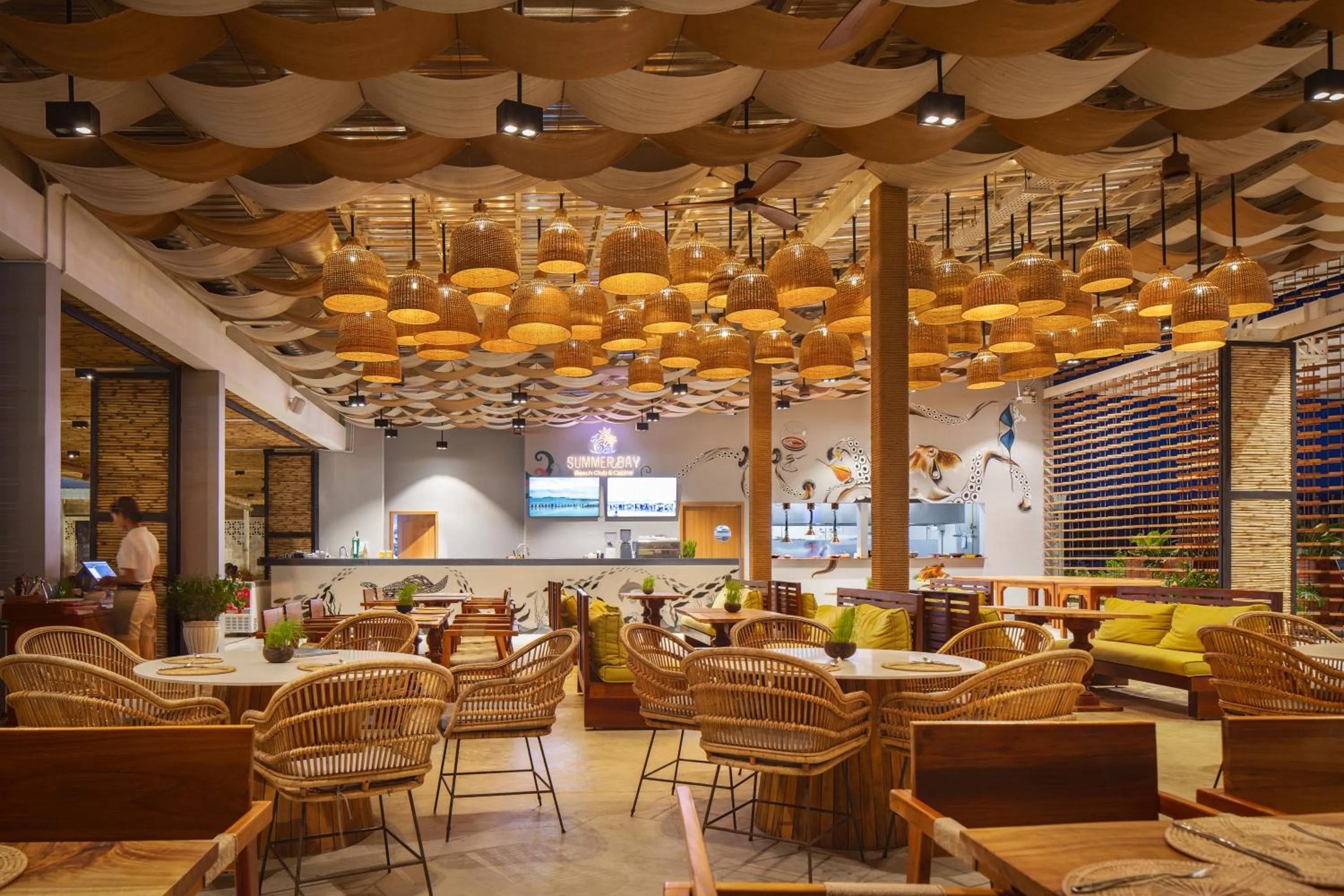 Restaurant/places to eat in Summer Bay Beach Club & Cabins Sihanoukville by Preference