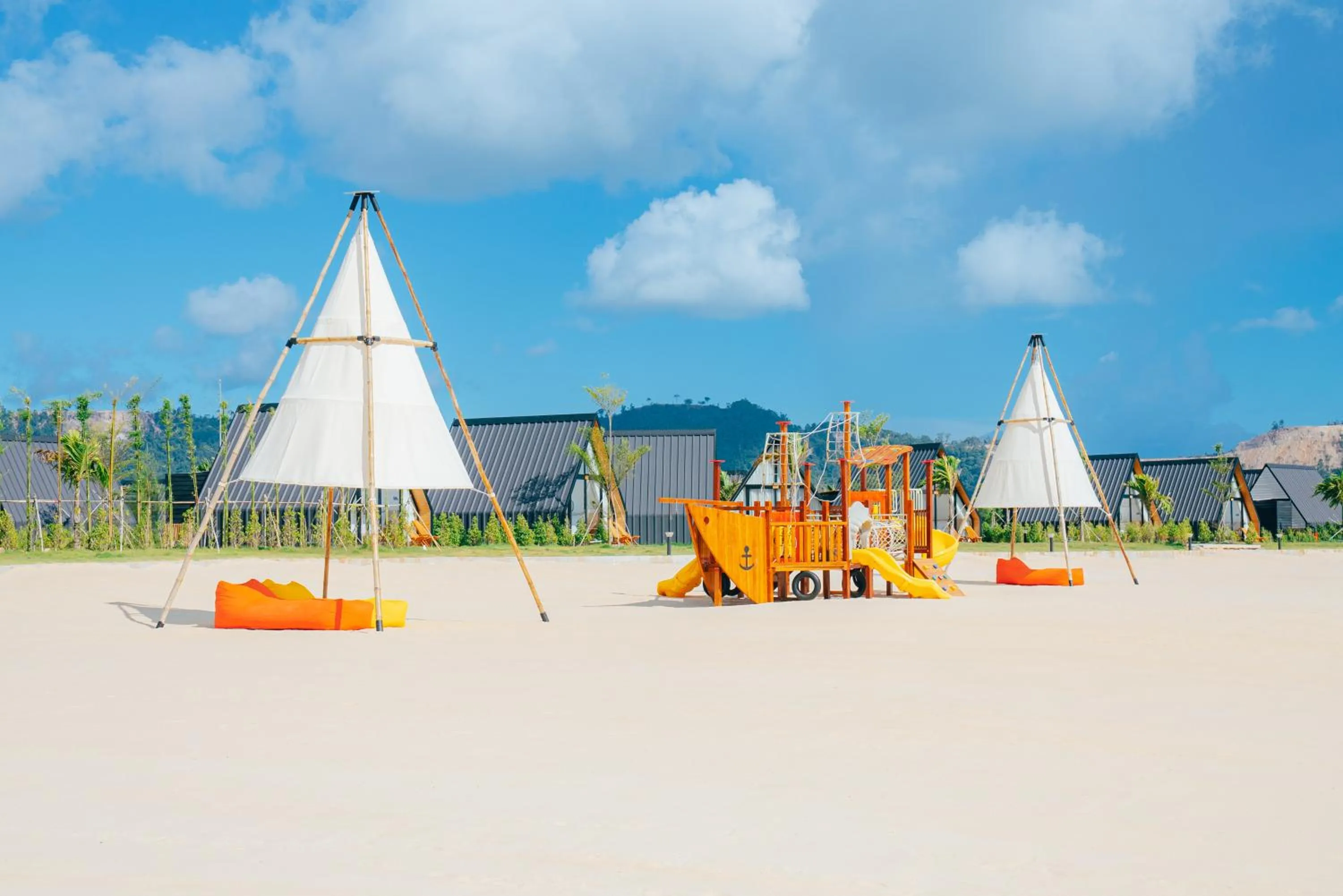 Spa and wellness centre/facilities in Summer Bay Beach Club & Cabins Sihanoukville by Preference