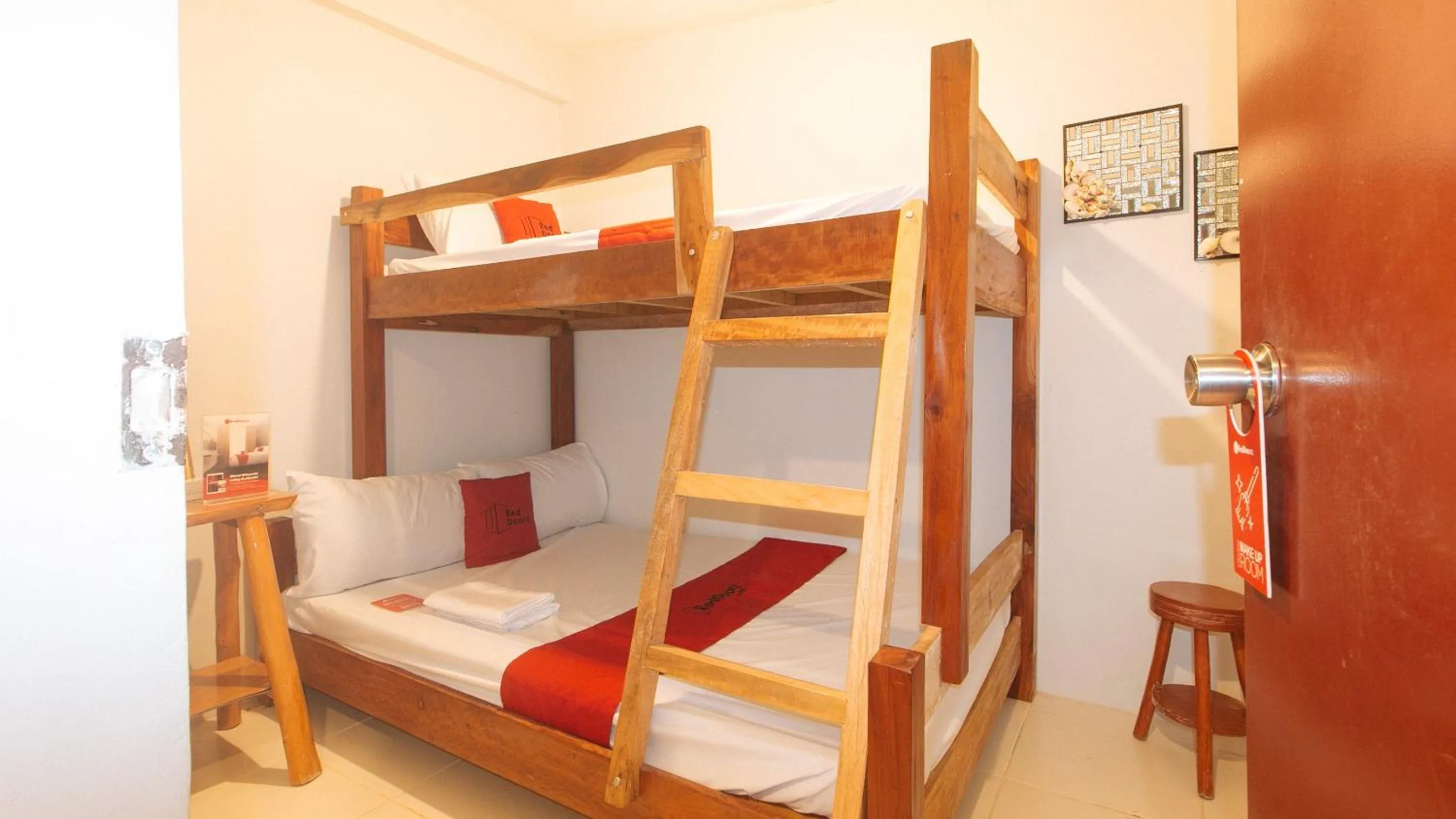 Bedroom in RedDoorz @ Cristina's Hideaway Resort Tanay