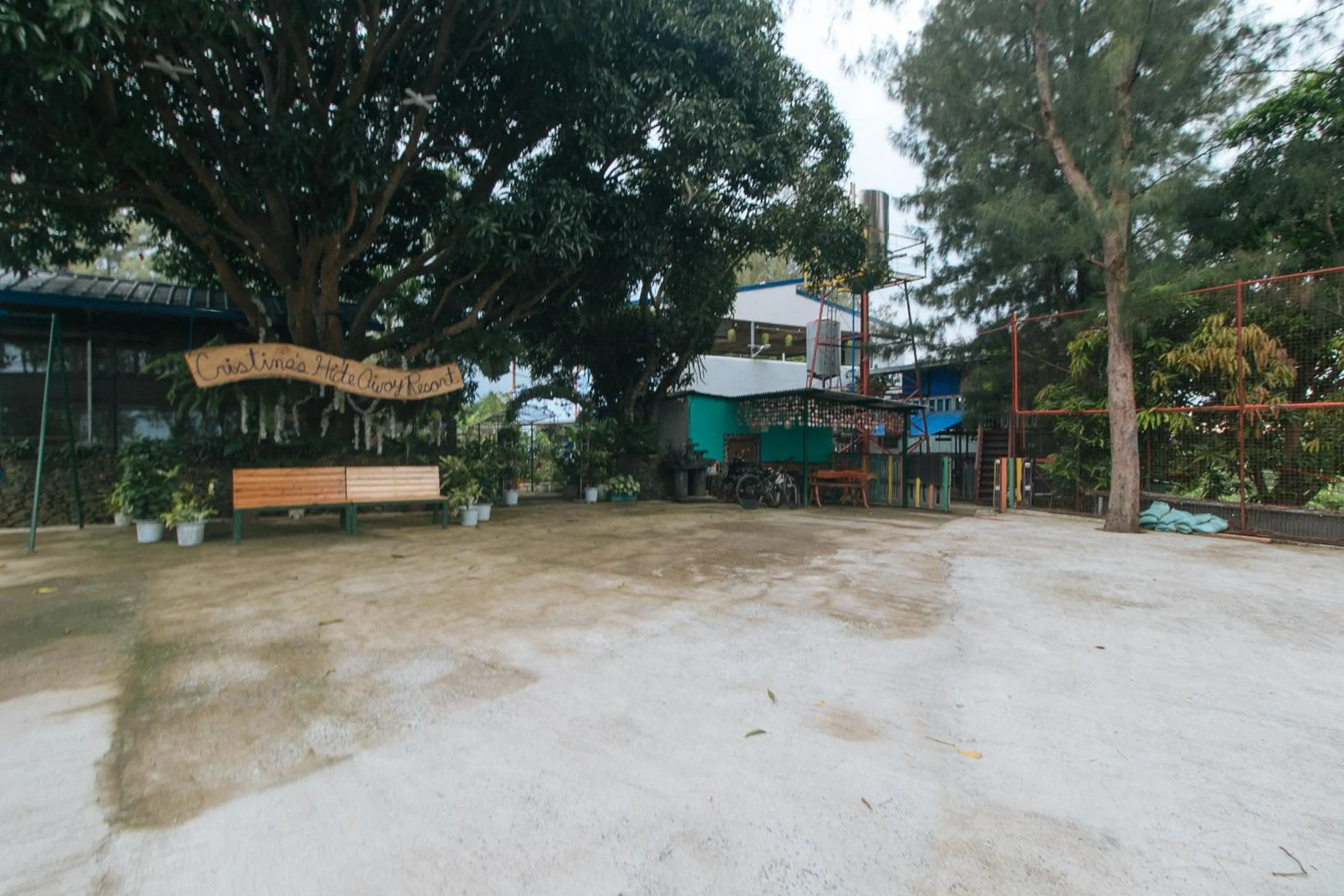 Garden in RedDoorz @ Cristina's Hideaway Resort Tanay