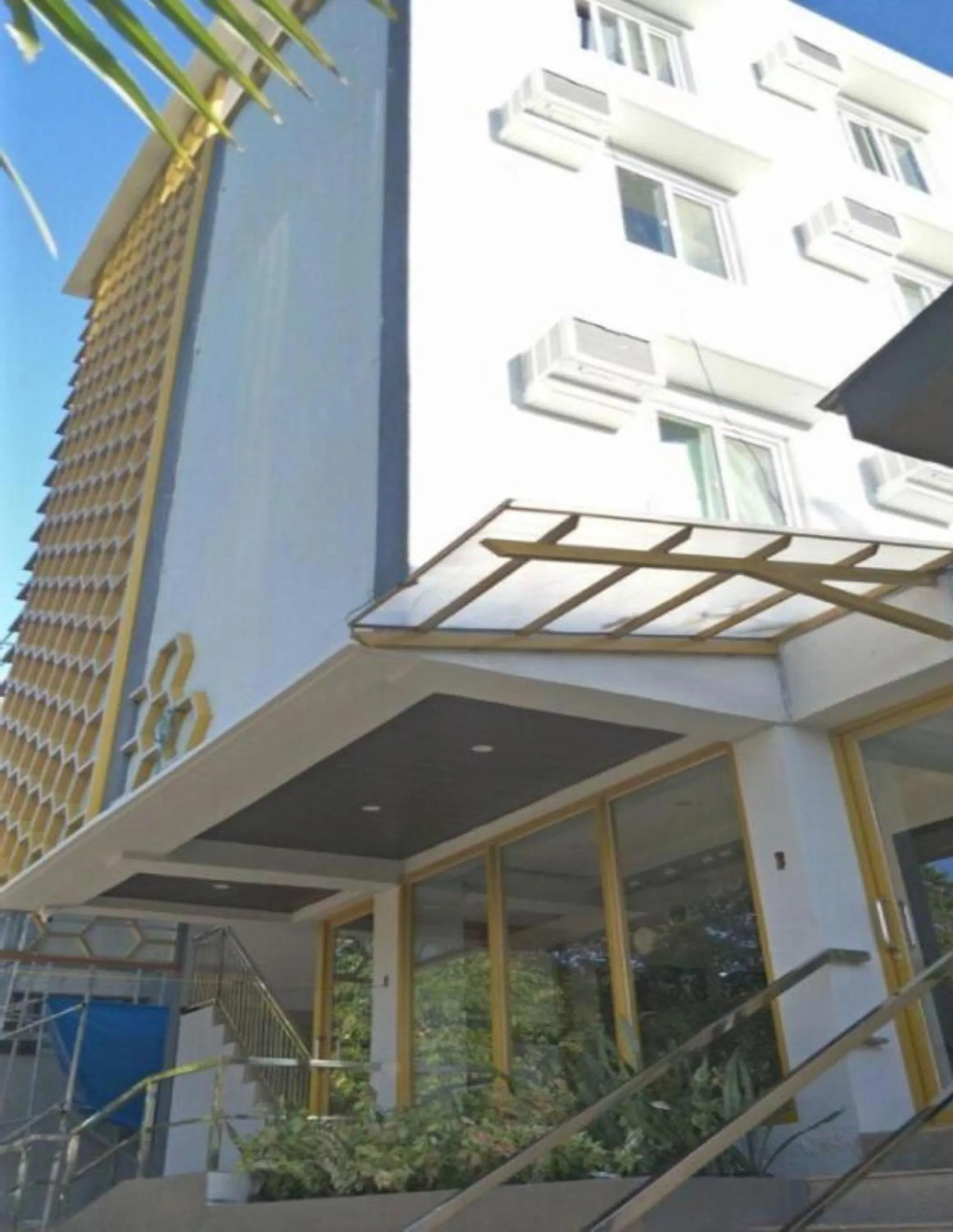 Property building in RedDoorz @ Recson Hostel Coron Palawan