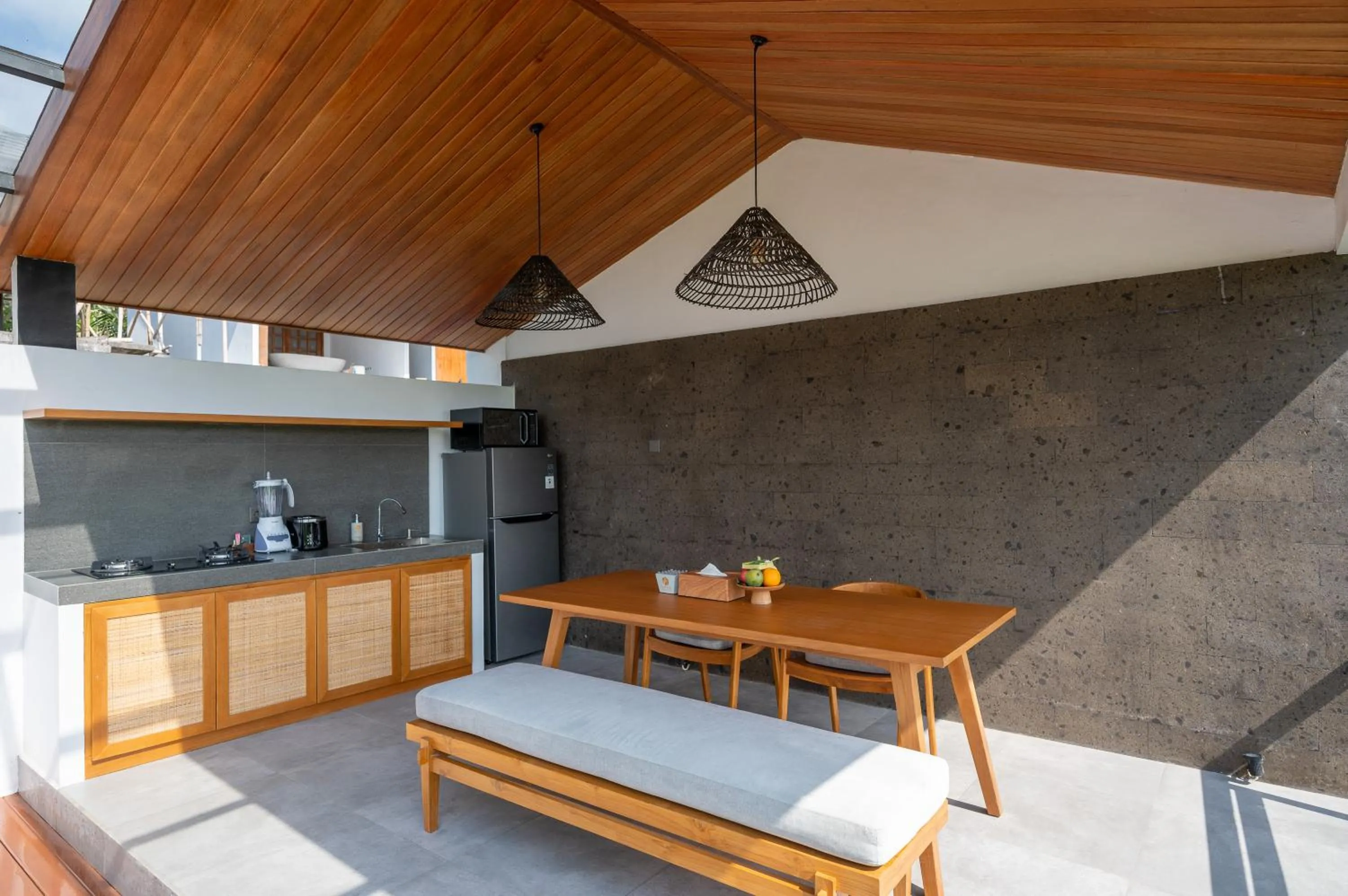 Kitchen or kitchenette in Kairos Villa Ubud by Omkara Experience