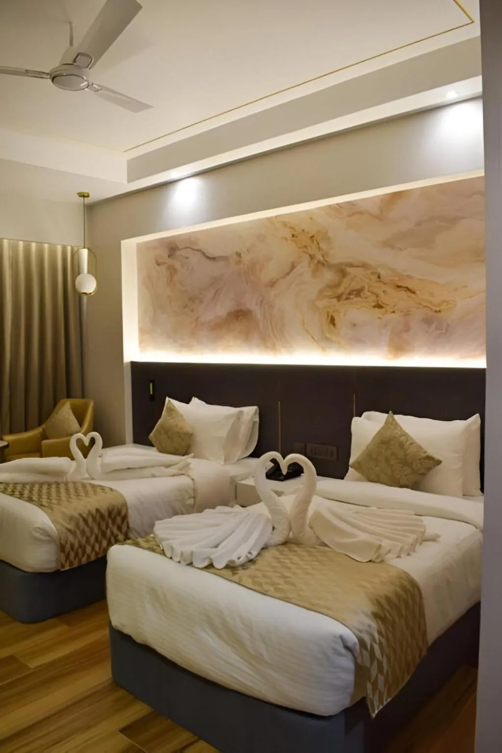 Bedroom, Bed in Tulip Inn Shravasti