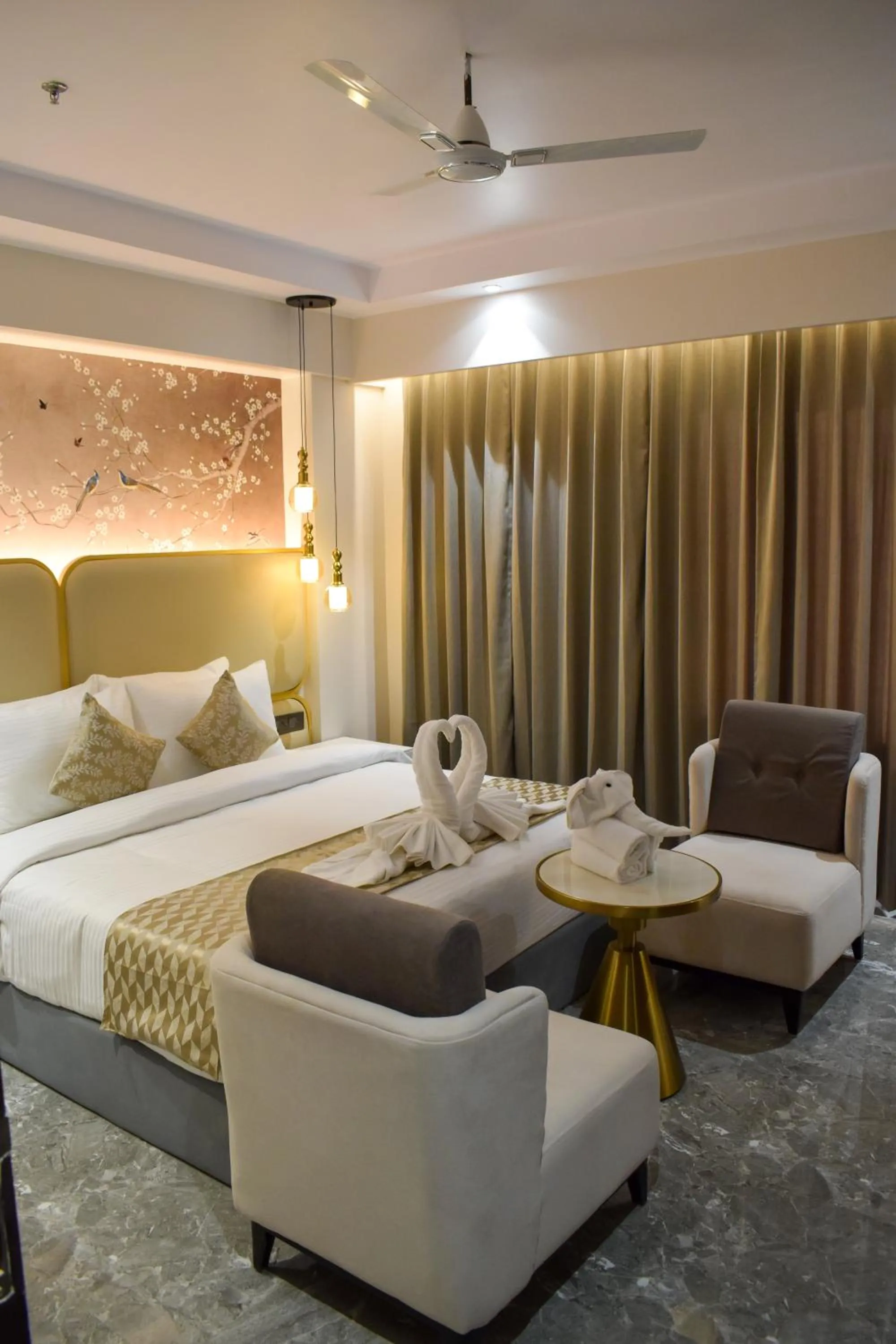 Bedroom, Bed in Tulip Inn Shravasti