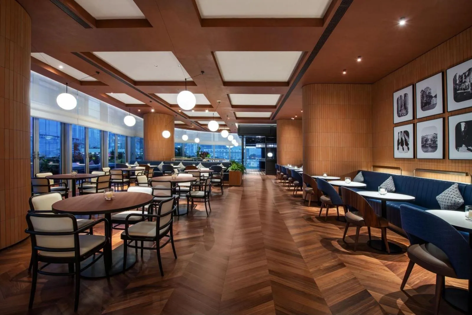 Restaurant/places to eat in Intercity Hotel Futian Bin He Zhongzhou Bay