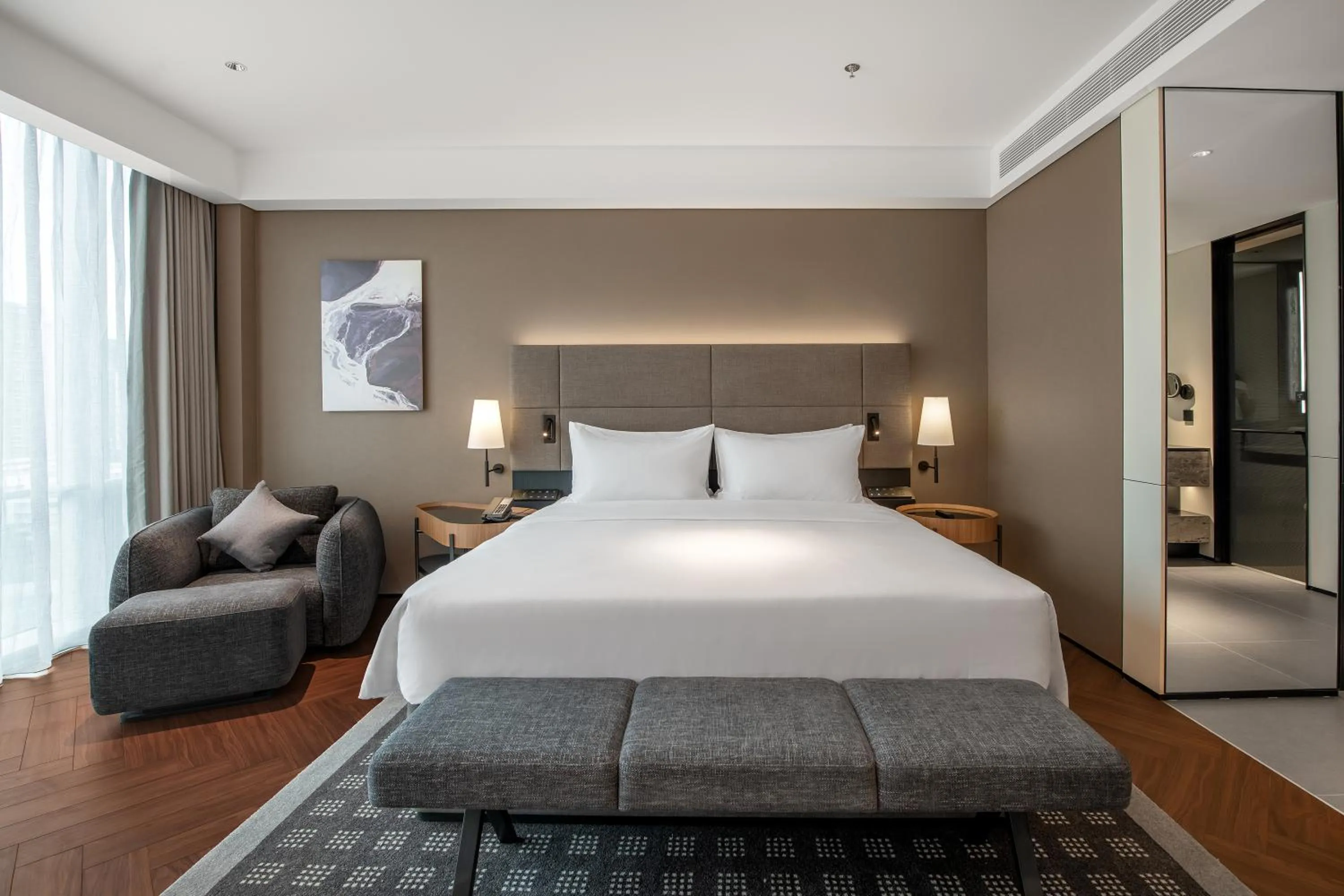 Photo of the whole room in Intercity Hotel Futian Bin He Zhongzhou Bay