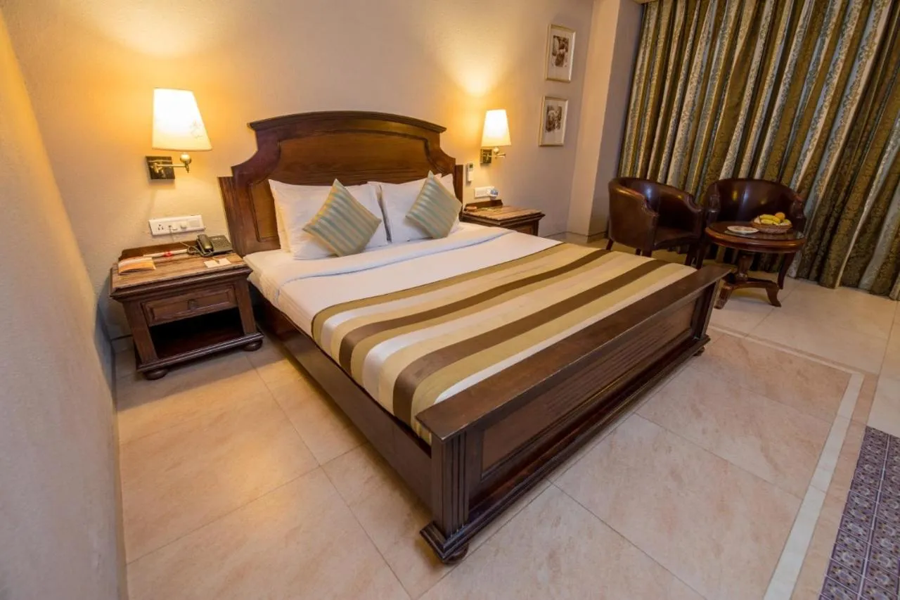 Bed in Neelam the Glitz