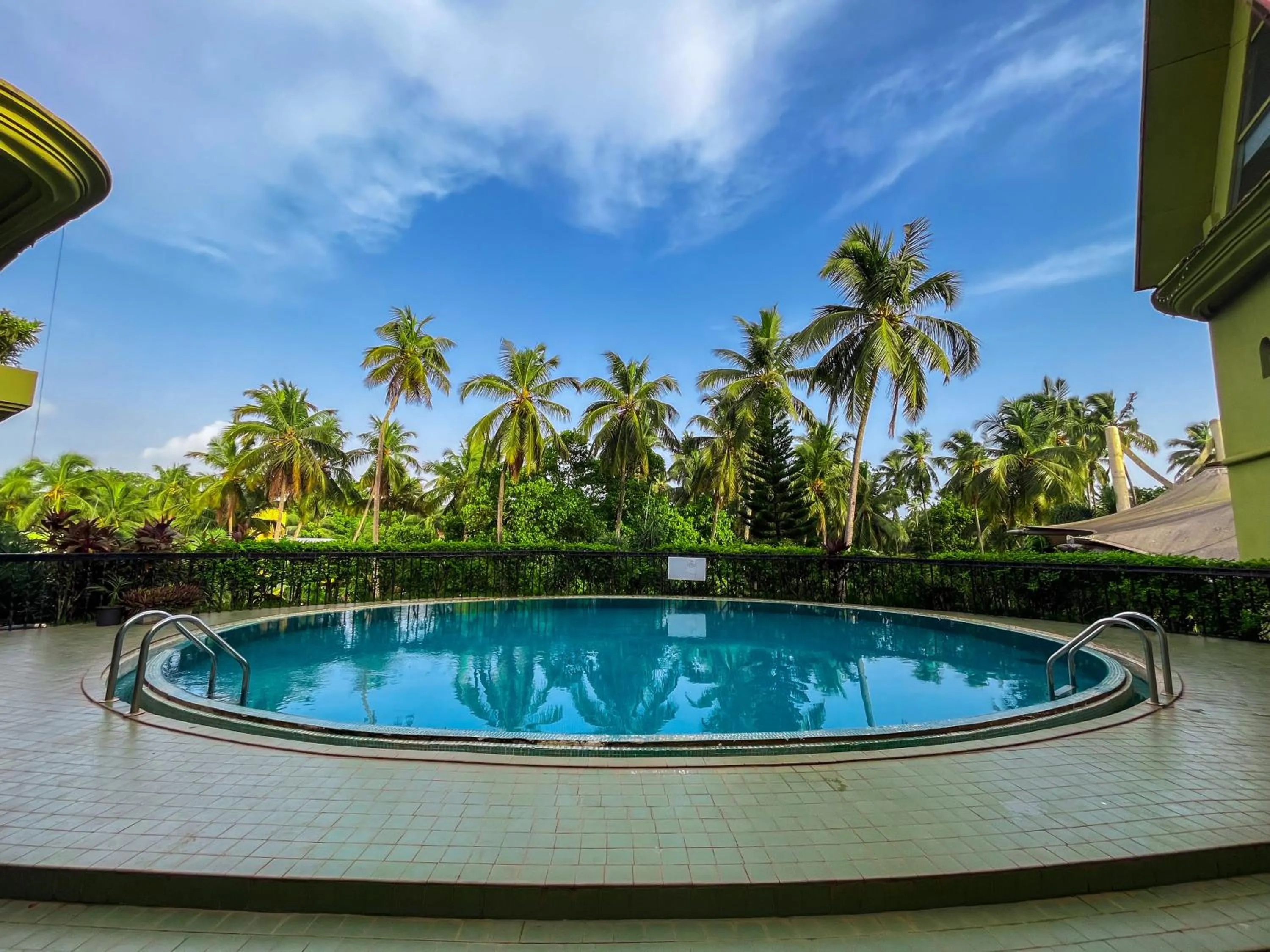 Swimming pool in Neelam the Glitz