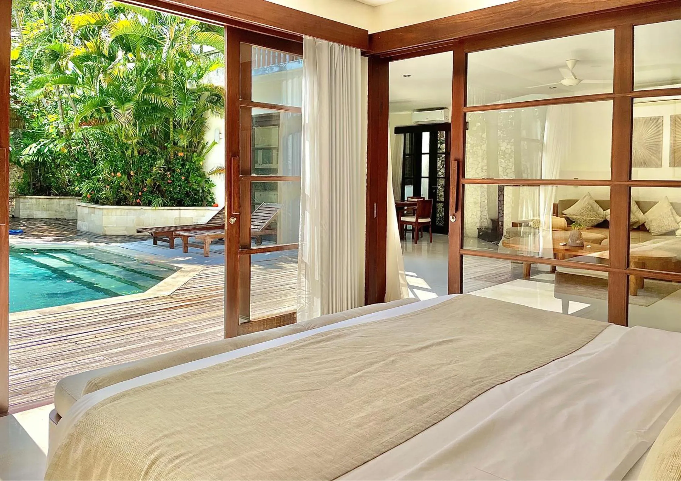 Pool view, Bed in Villa Kubu Seminyak