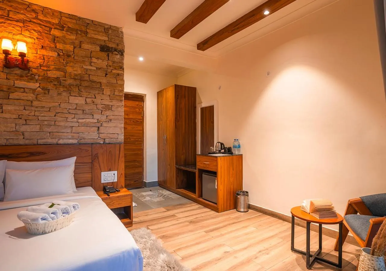 Photo of the whole room, Bed in Moustache Bhimtal Luxuria, Nainital