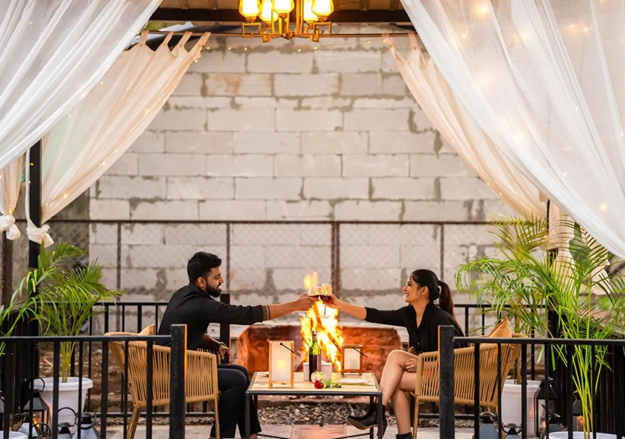 Food and drinks in Moustache Bhimtal Luxuria, Nainital