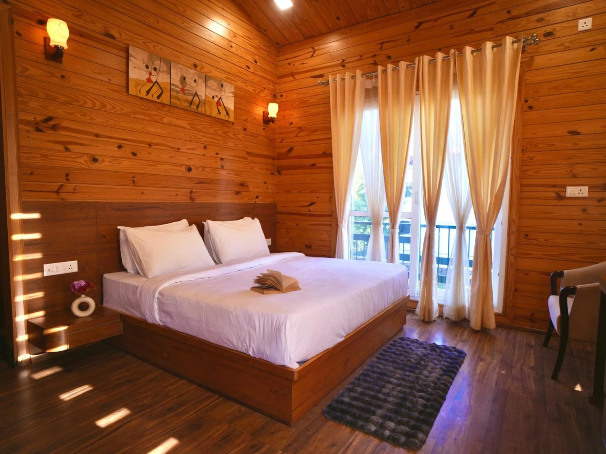 Bed in Moustache Bhimtal Luxuria, Nainital