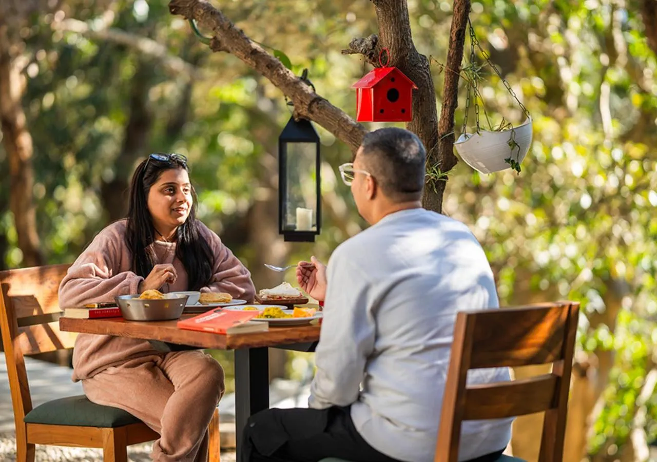 Restaurant/places to eat in Moustache Bhimtal Luxuria, Nainital