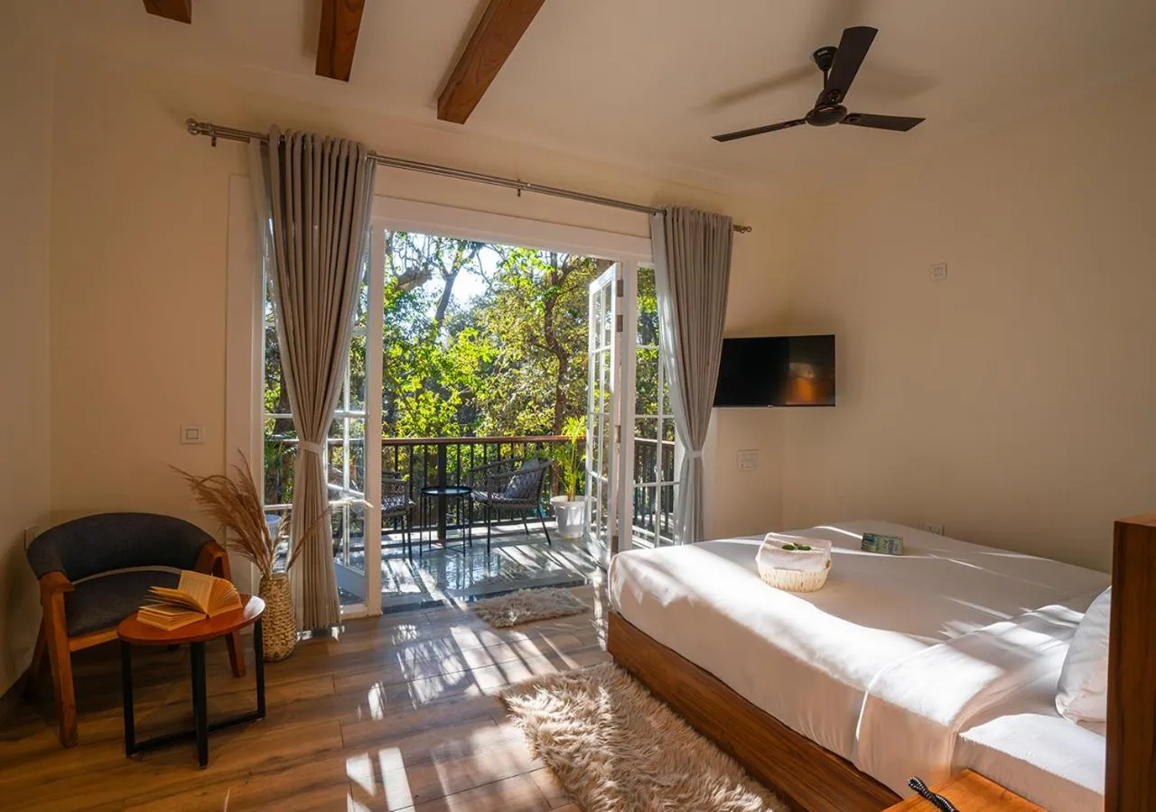 Bed in Moustache Bhimtal Luxuria, Nainital