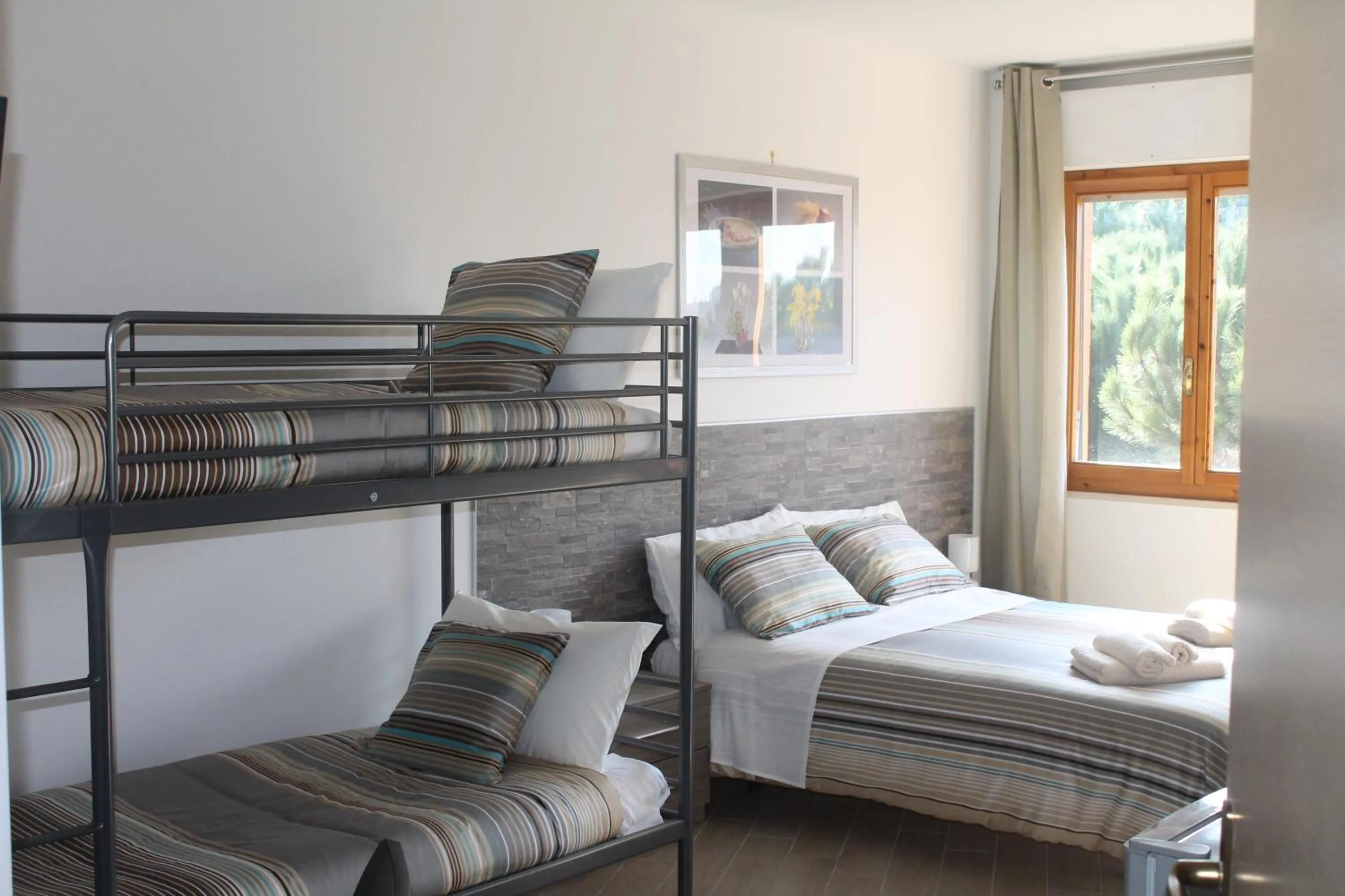 Day, Bed in VACANZA A CASA - Gallicano