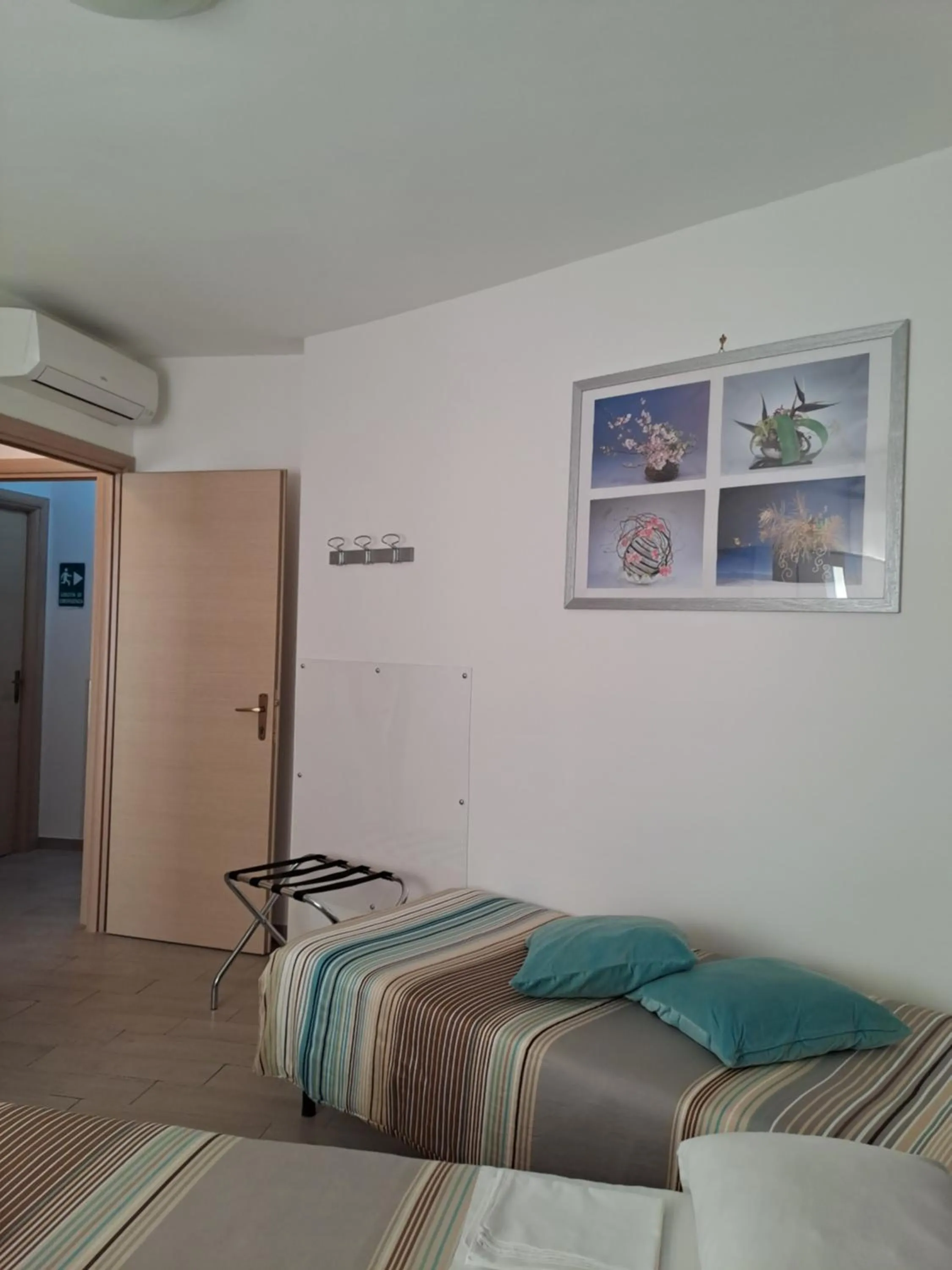 Bedroom, Bed in VACANZA A CASA - Gallicano