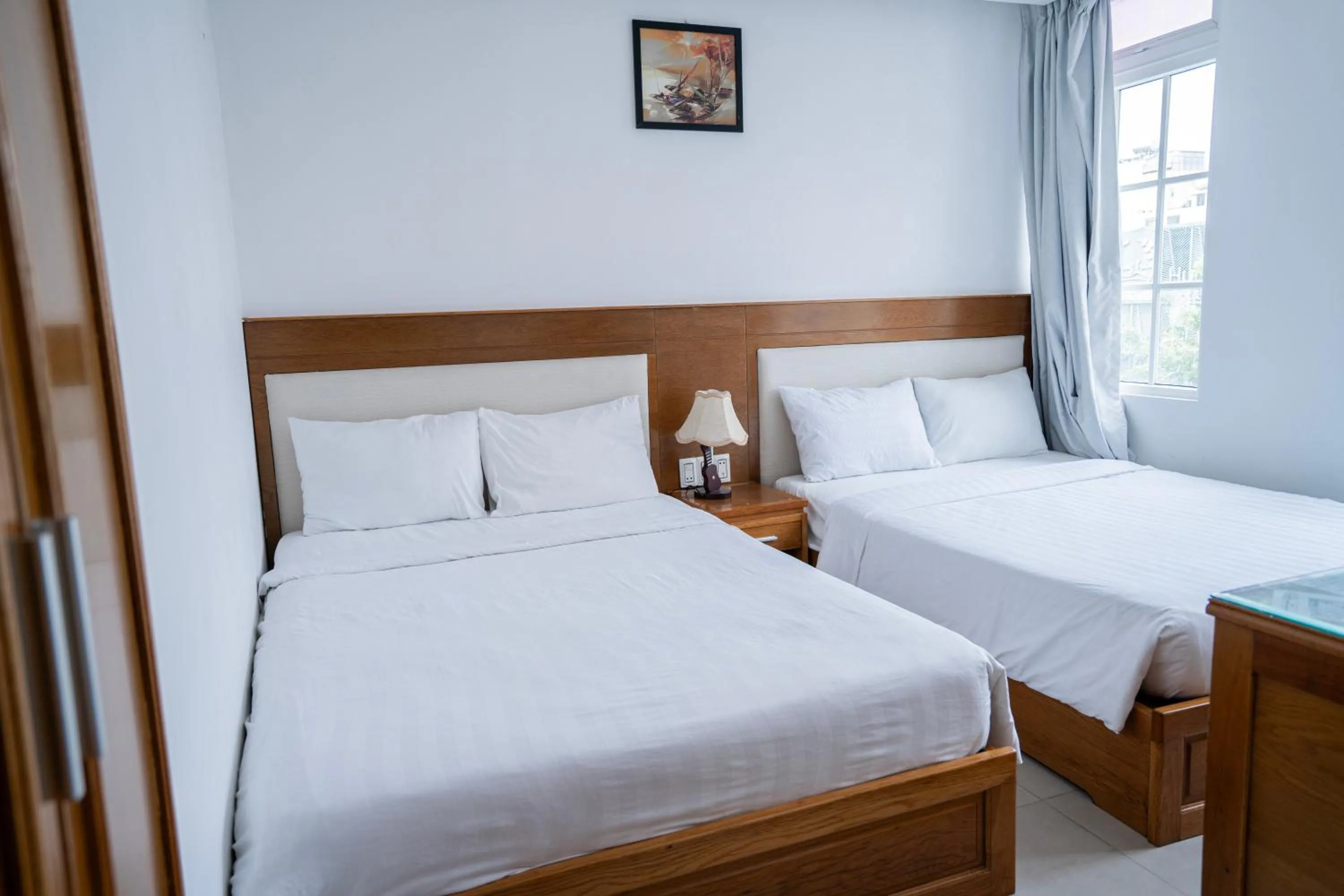 Bed in Sea Castle Hotel