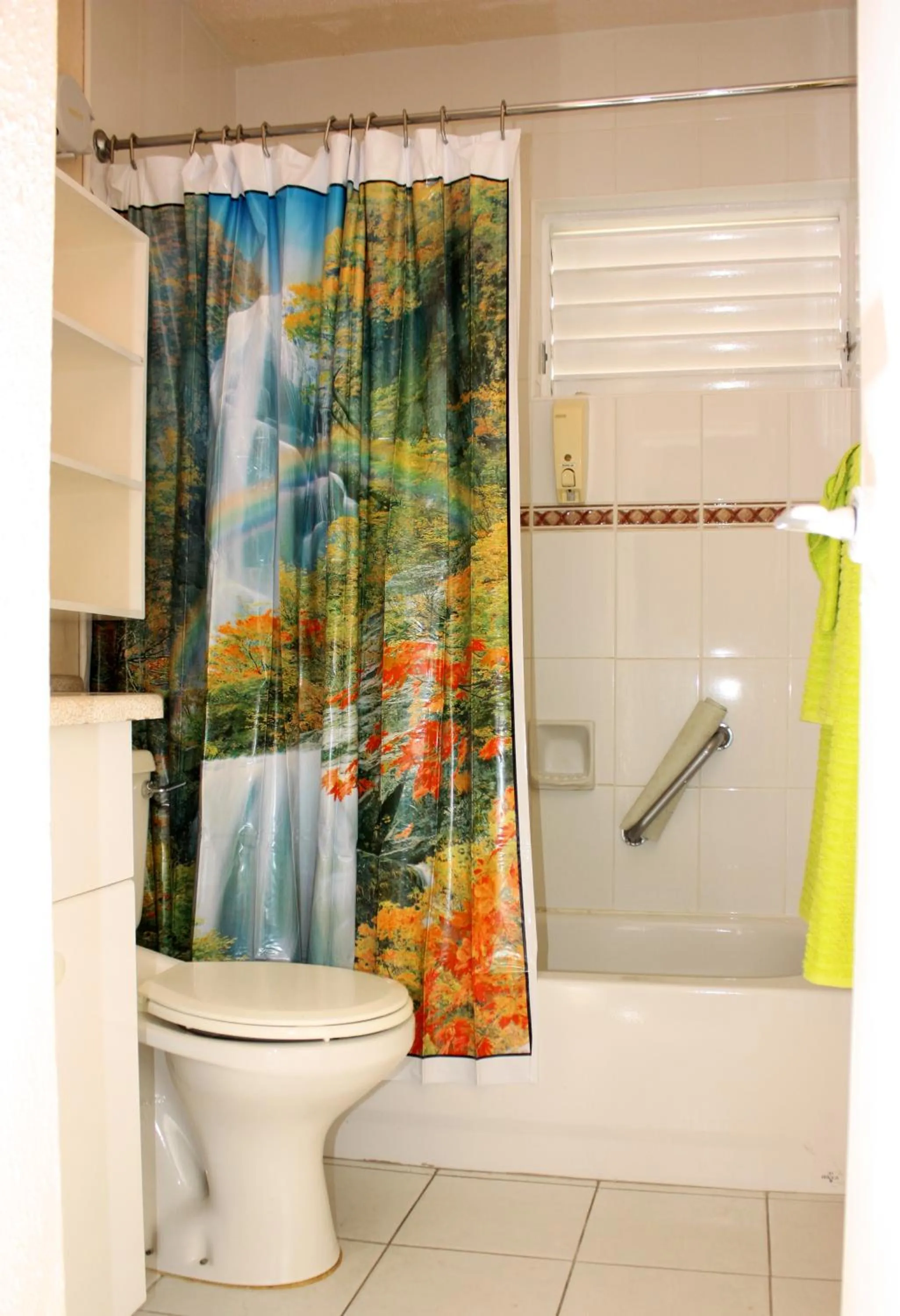 Shower in Plum Tree Club