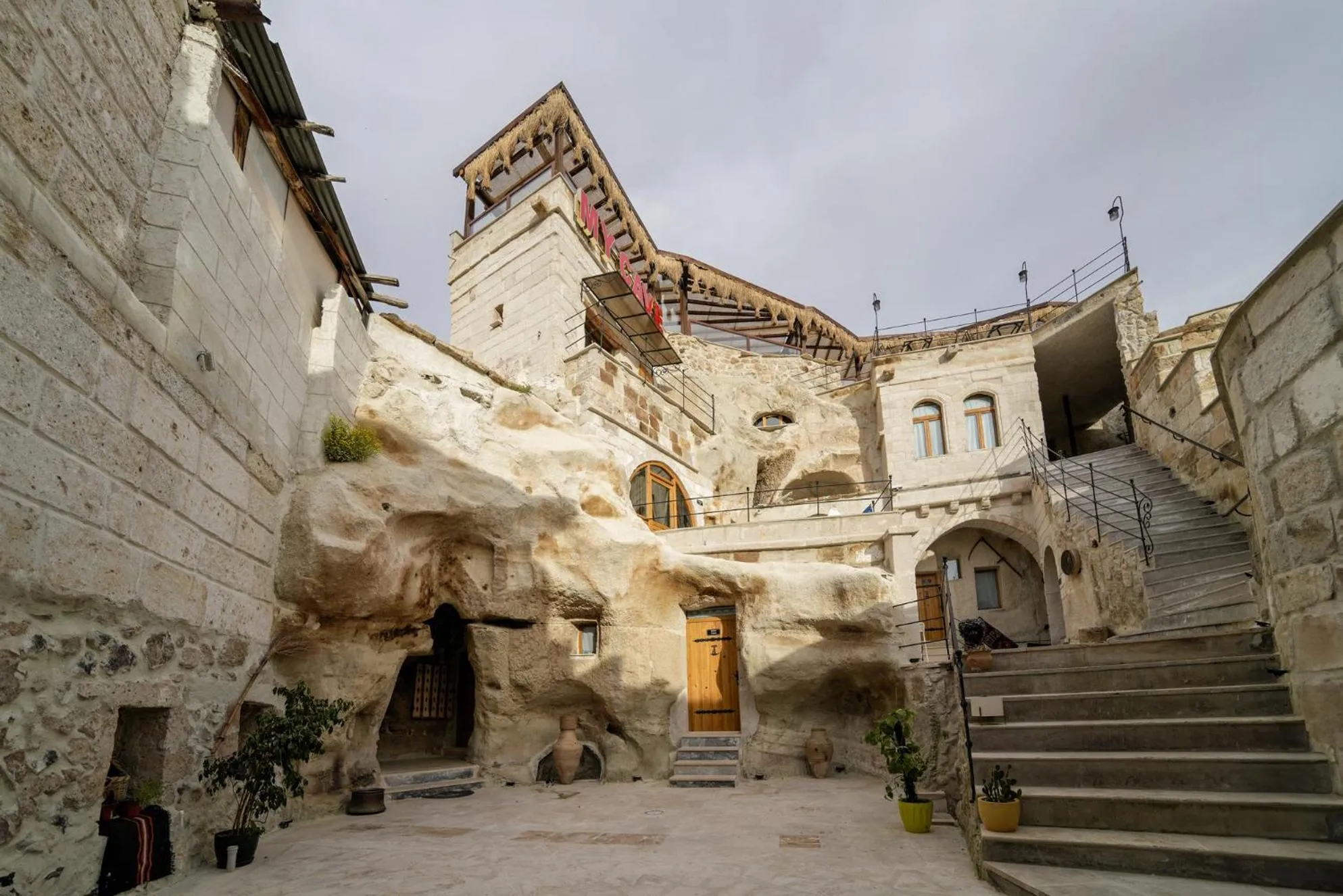 Garden in My Cave Suites