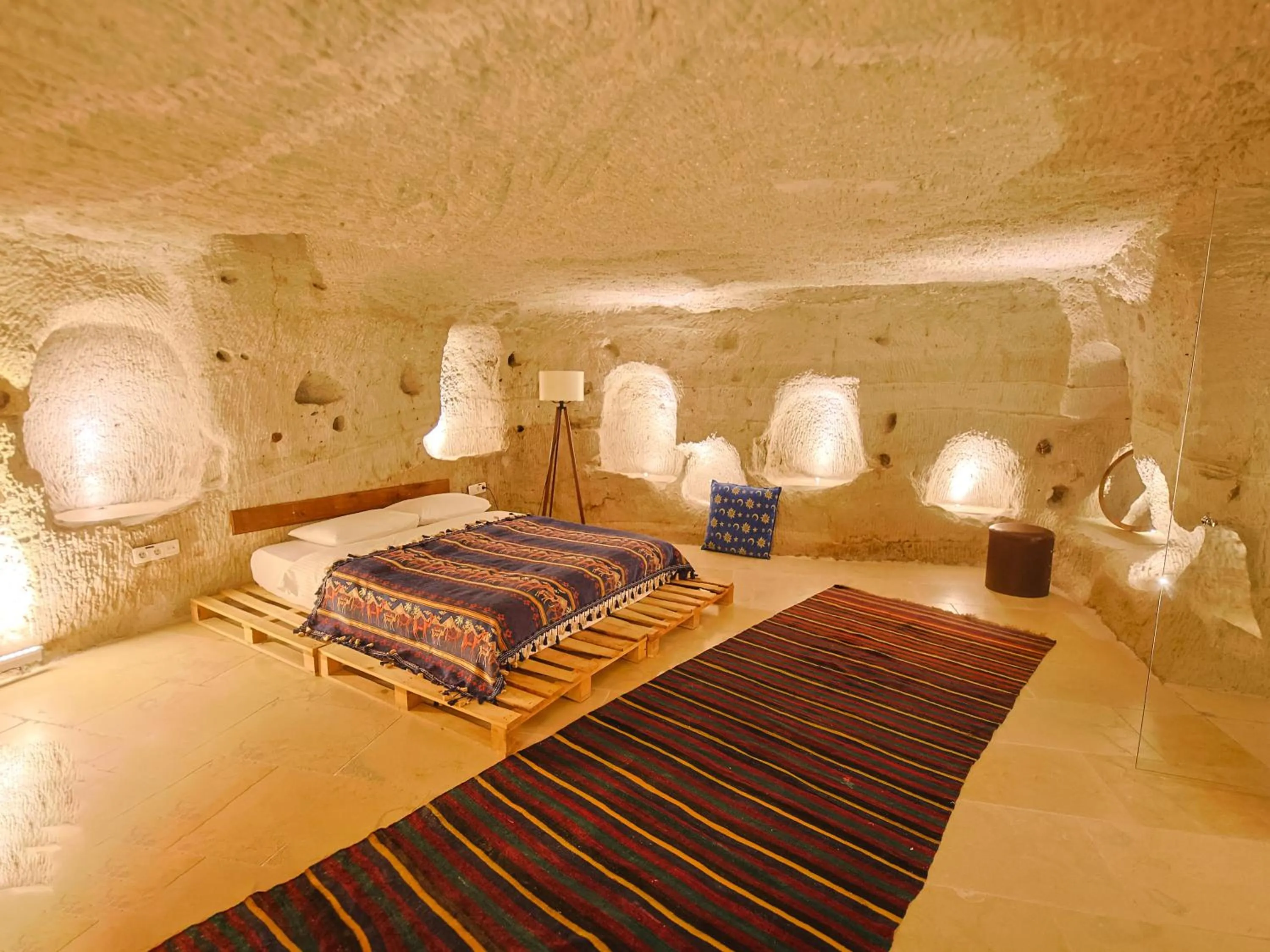Photo of the whole room, Bed in My Cave Suites