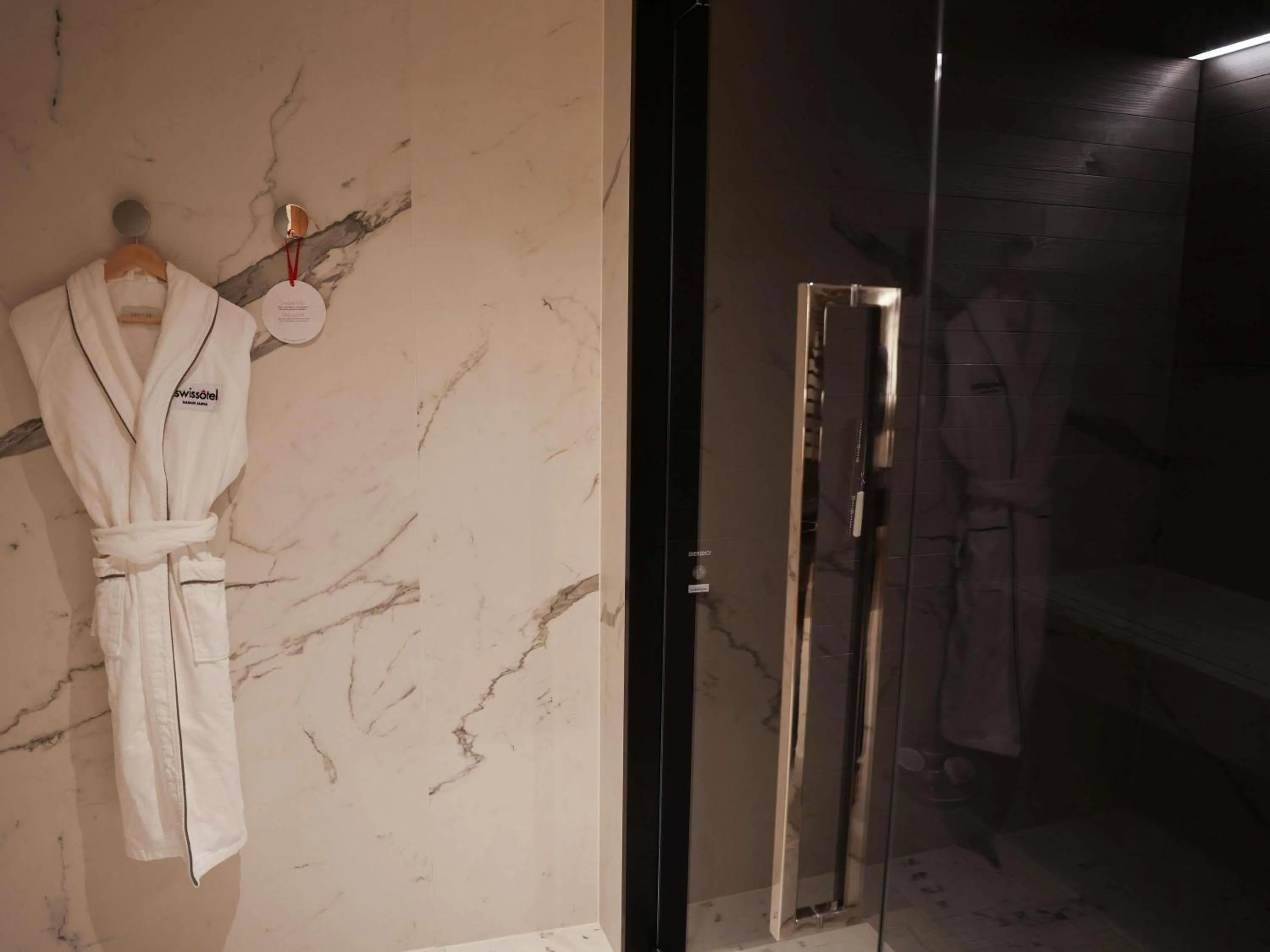 Bedroom in Swissôtel Damian Jasna