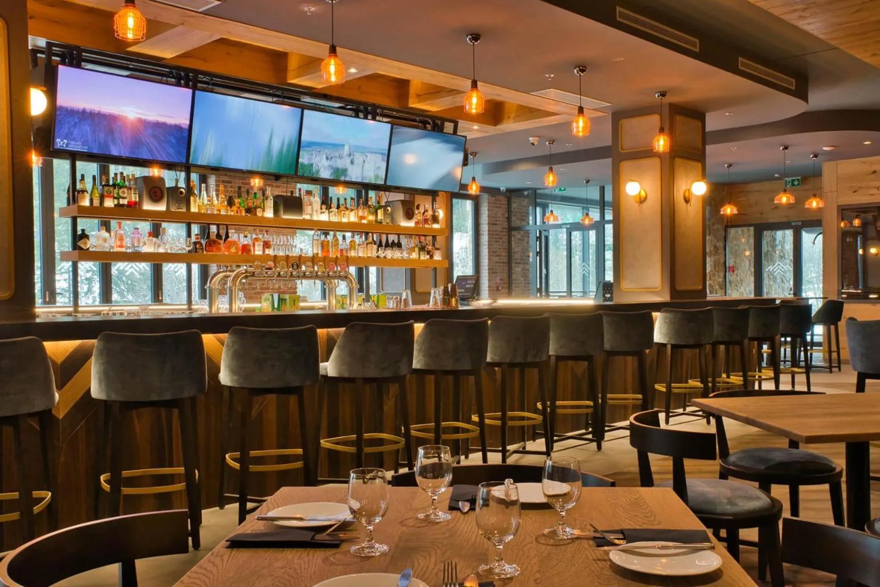 Lounge or bar in Swissôtel Damian Jasna