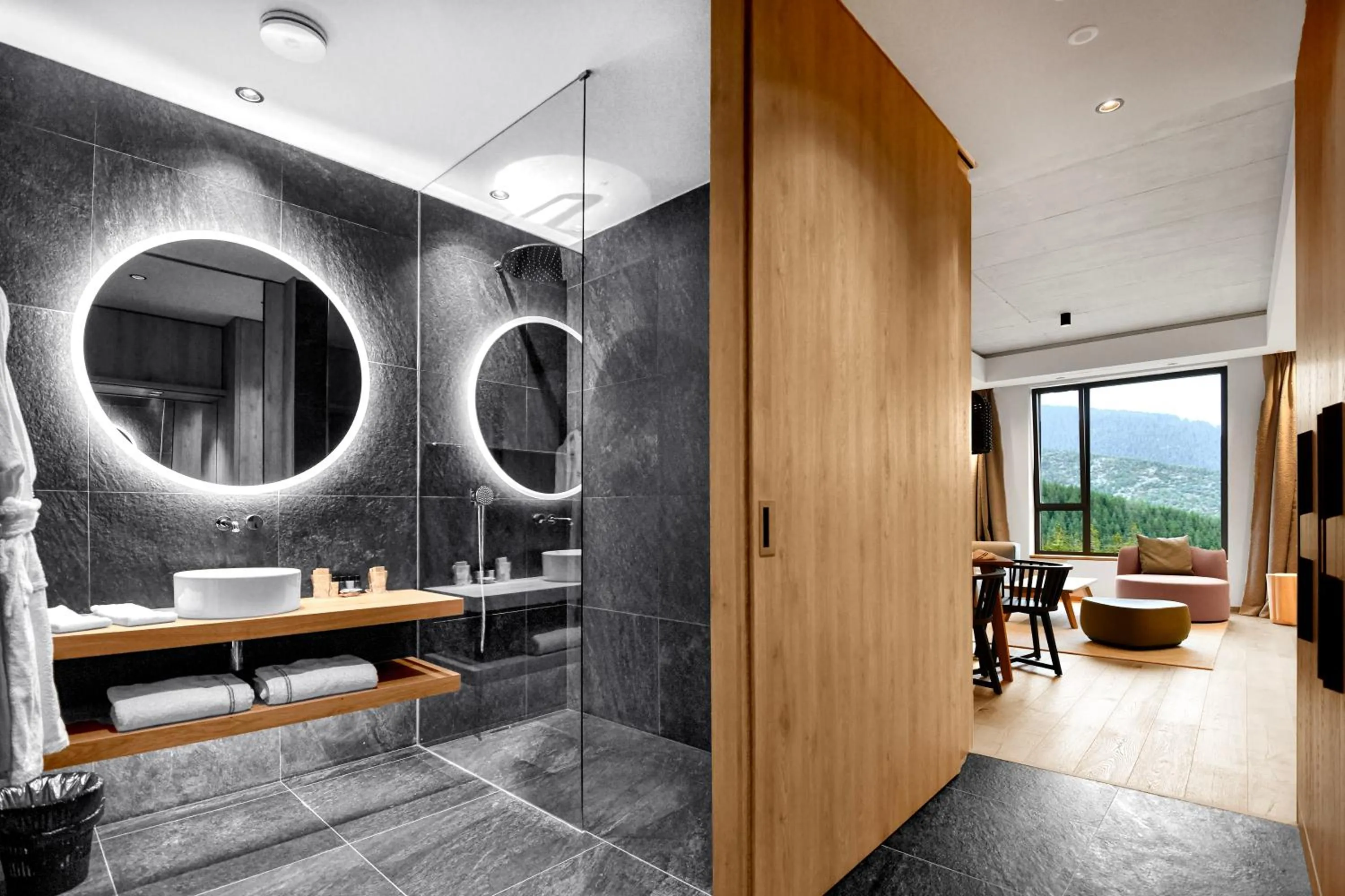 Bathroom in Swissôtel Damian Jasna