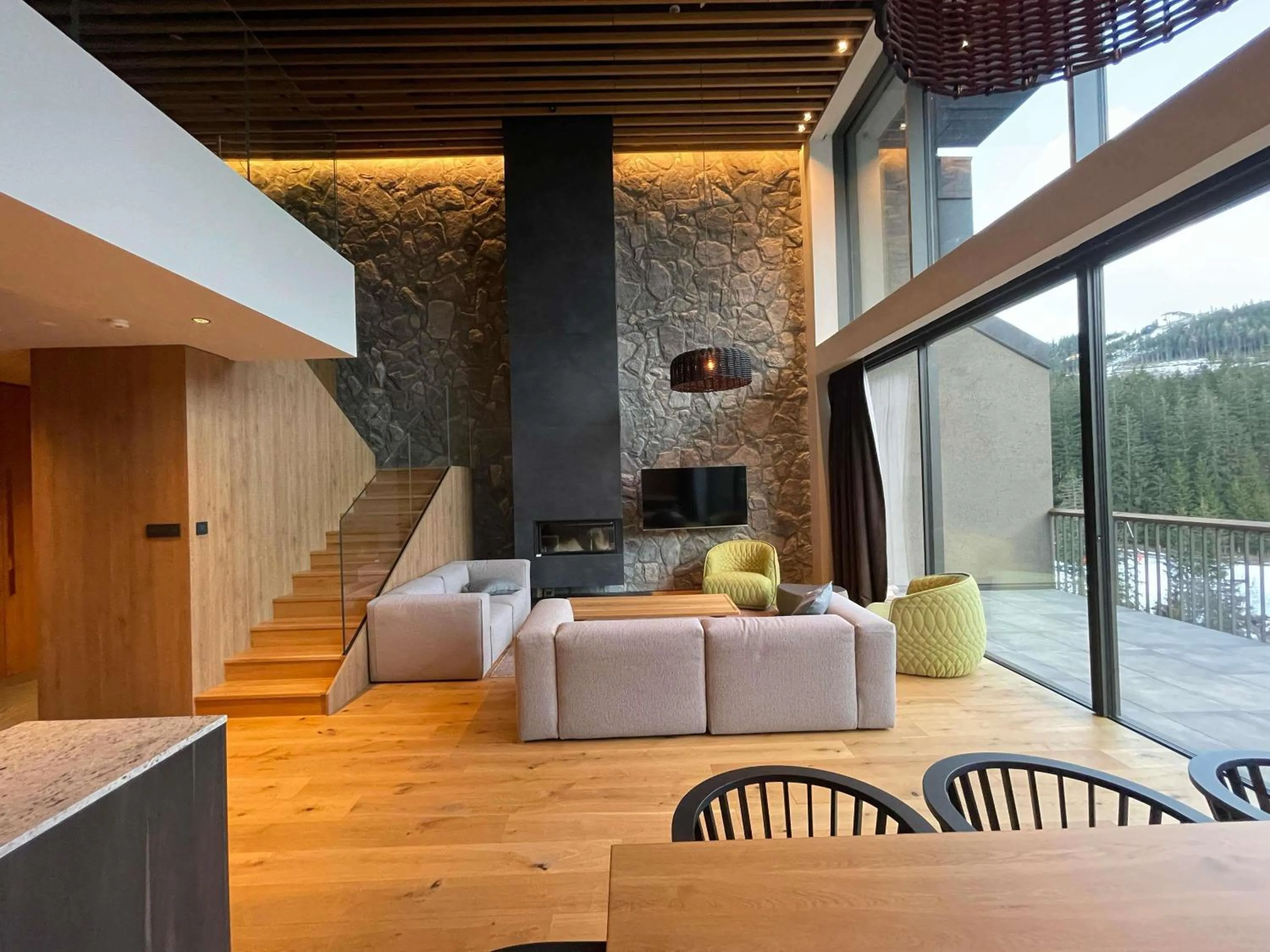 Bedroom in Swissôtel Damian Jasna