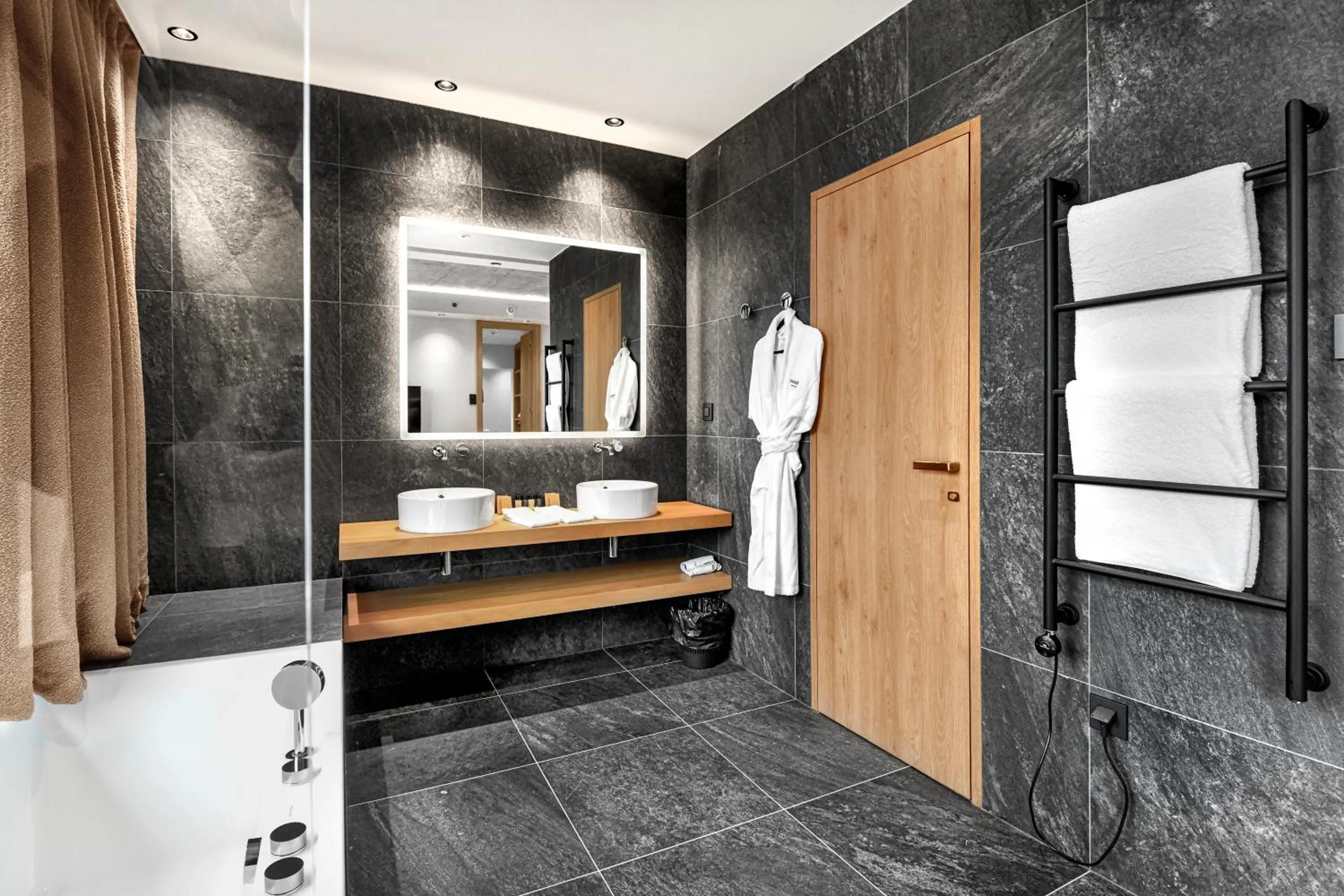 Bathroom in Swissôtel Damian Jasna