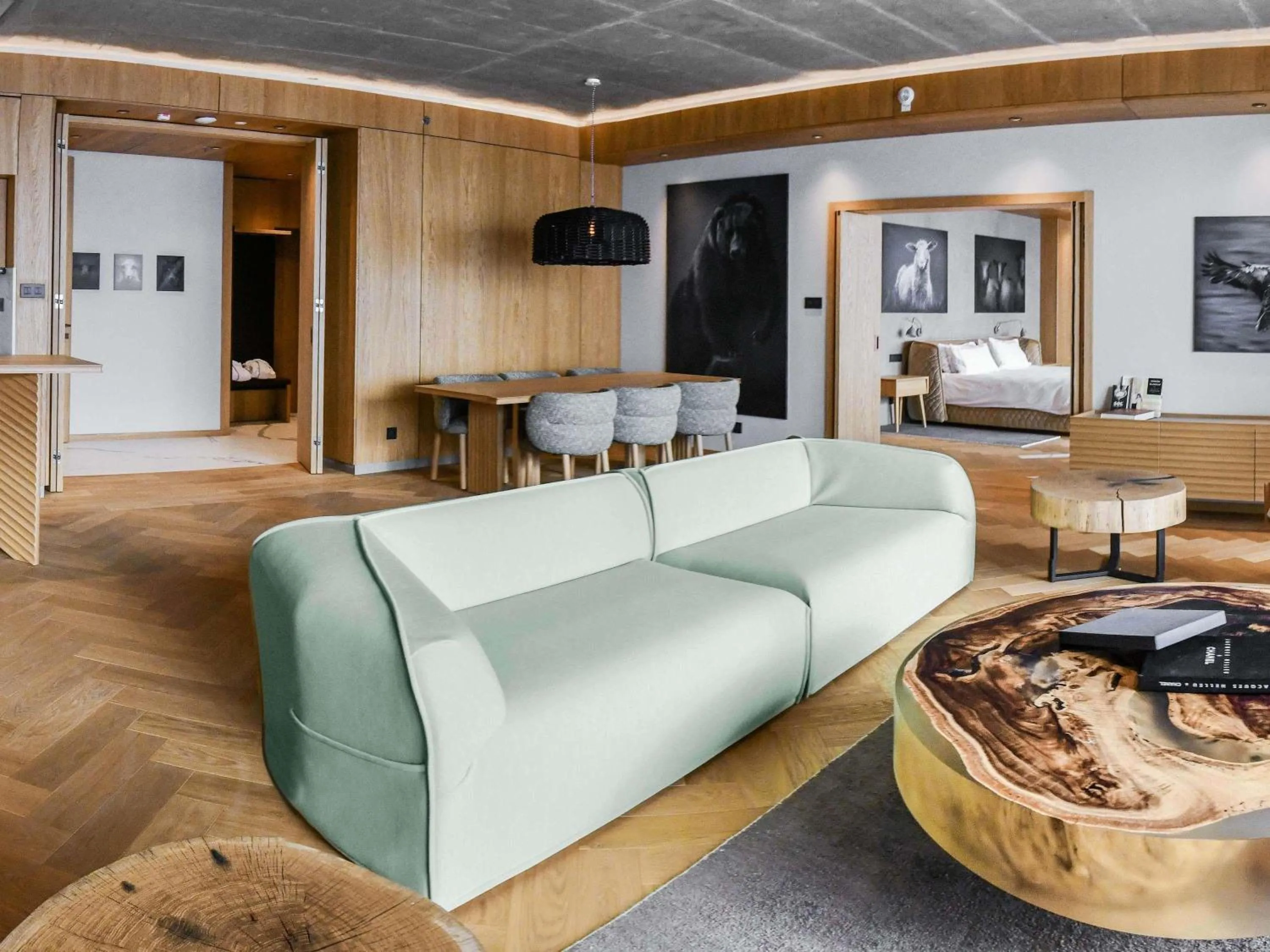 Bedroom in Swissôtel Damian Jasna