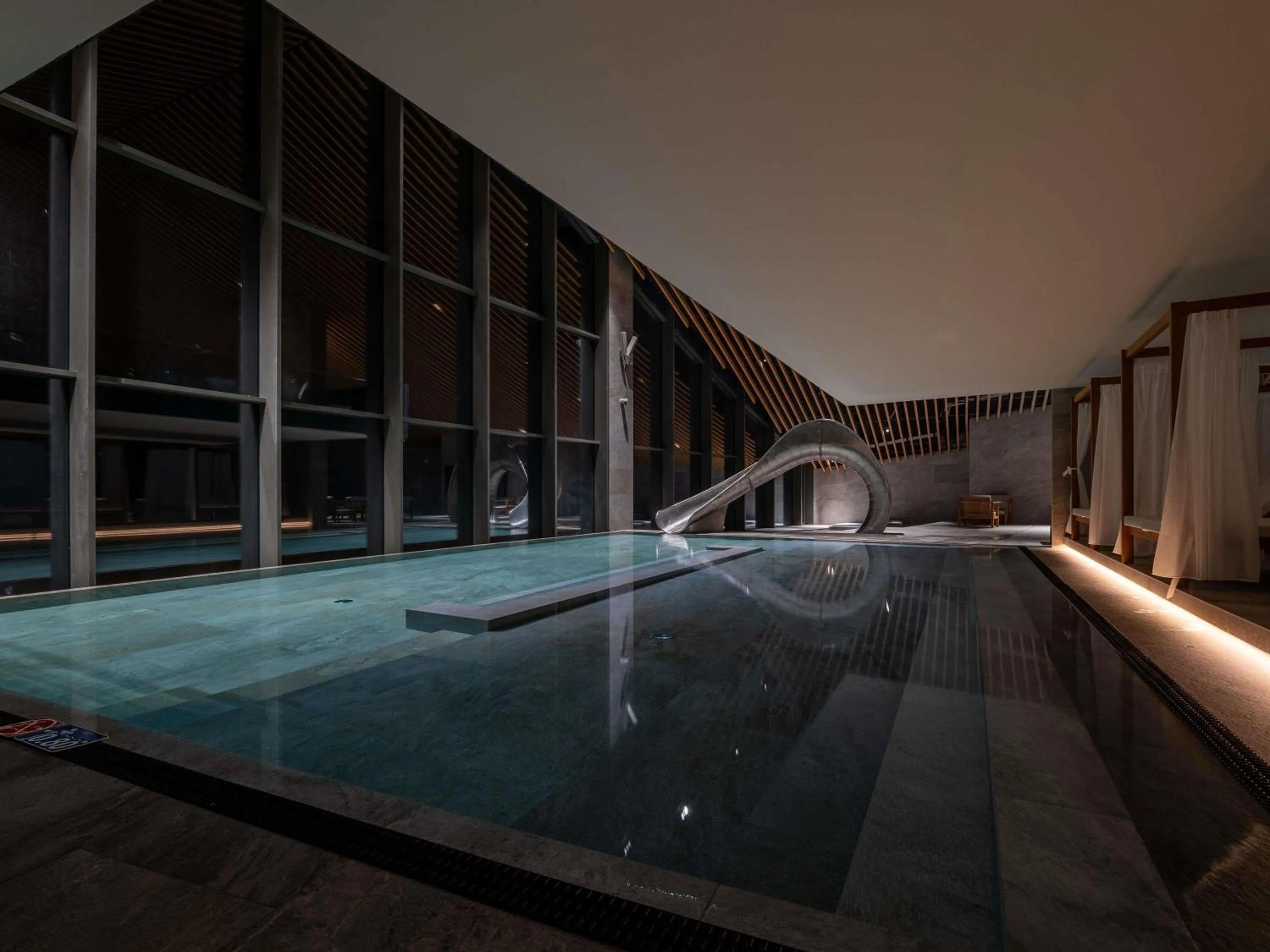 Pool view in Swissôtel Damian Jasna